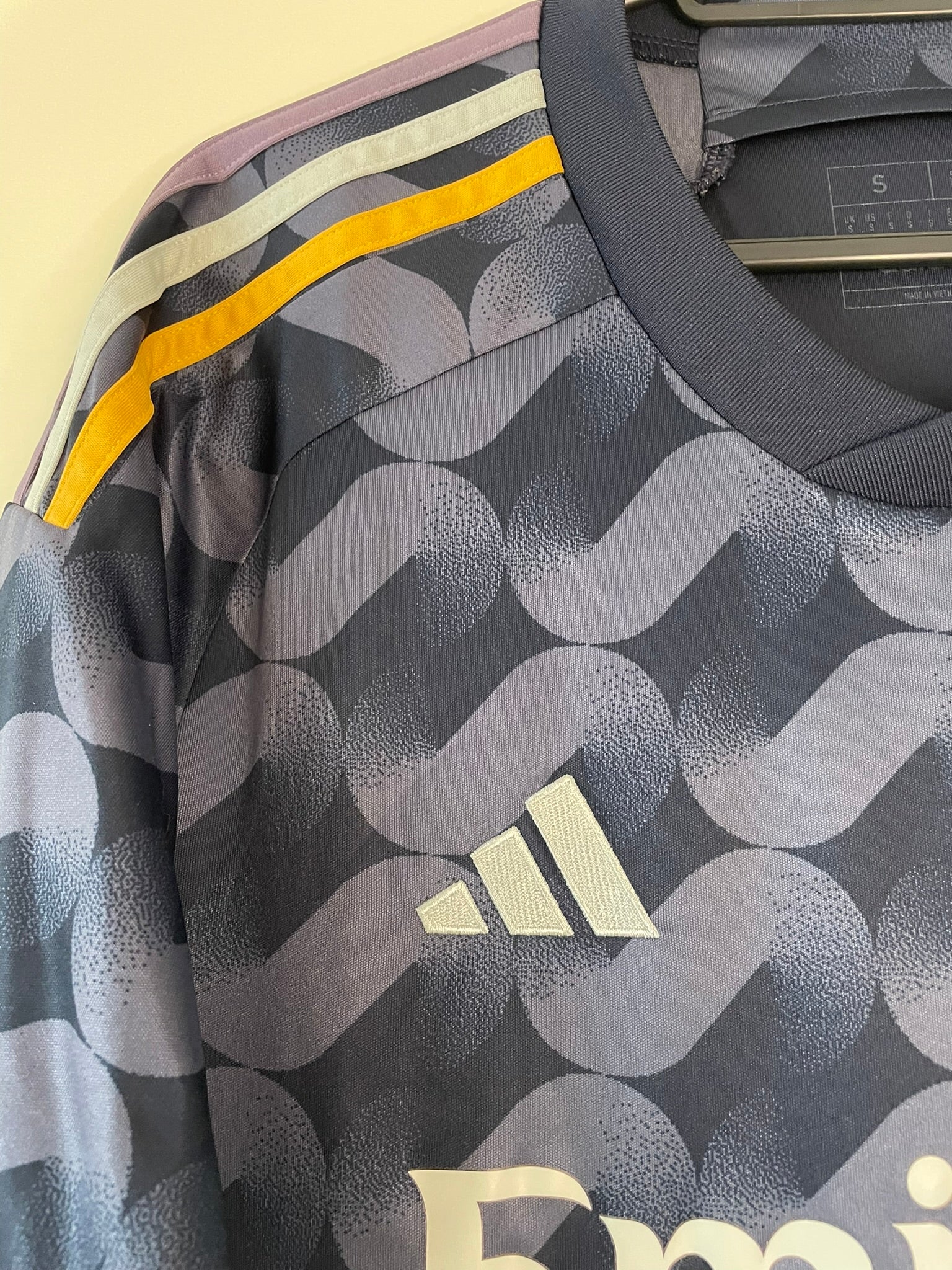 Real Madrid Adidas 23/24 Away (S)