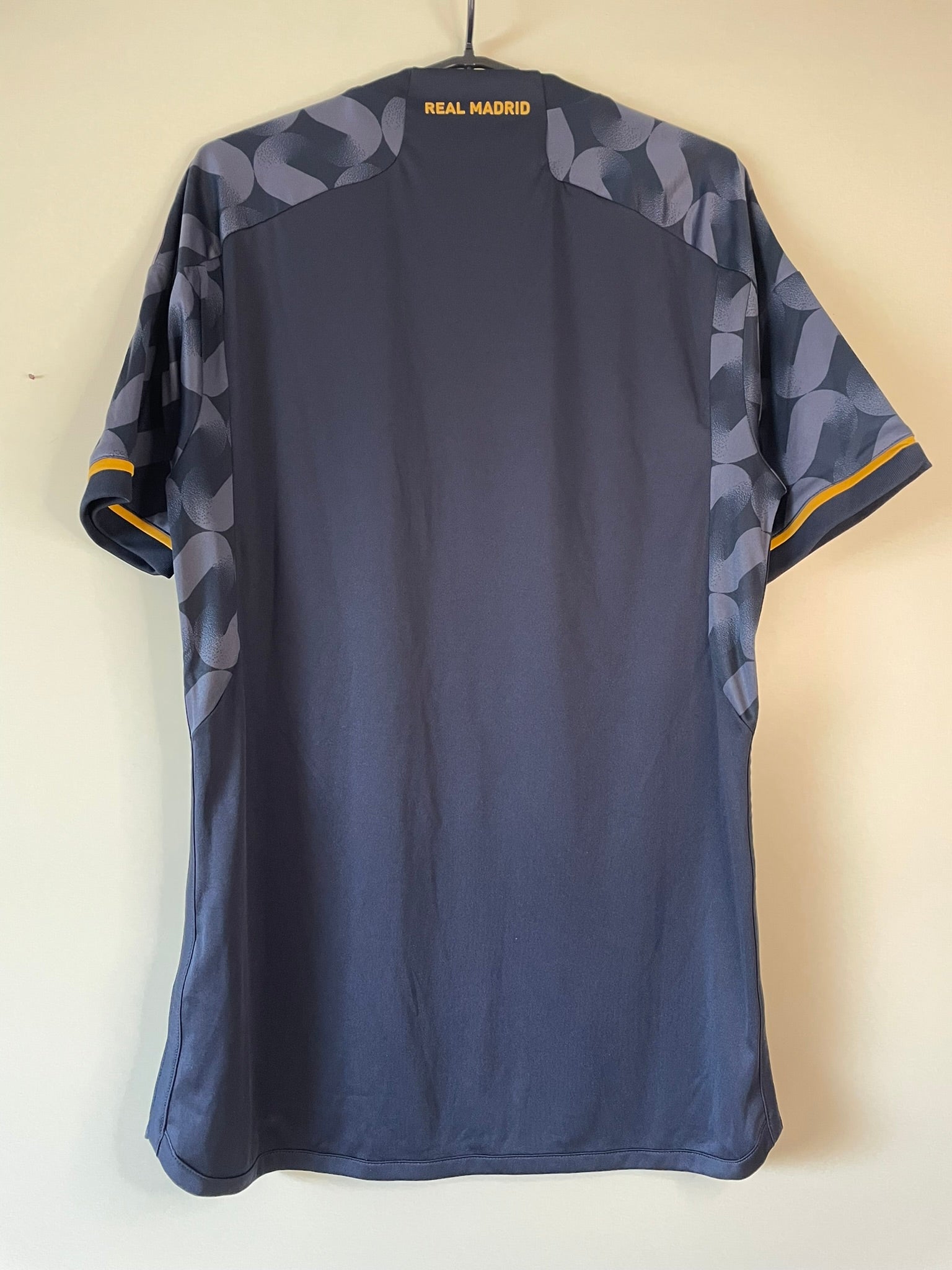 Real Madrid Adidas 23/24 Away (S)