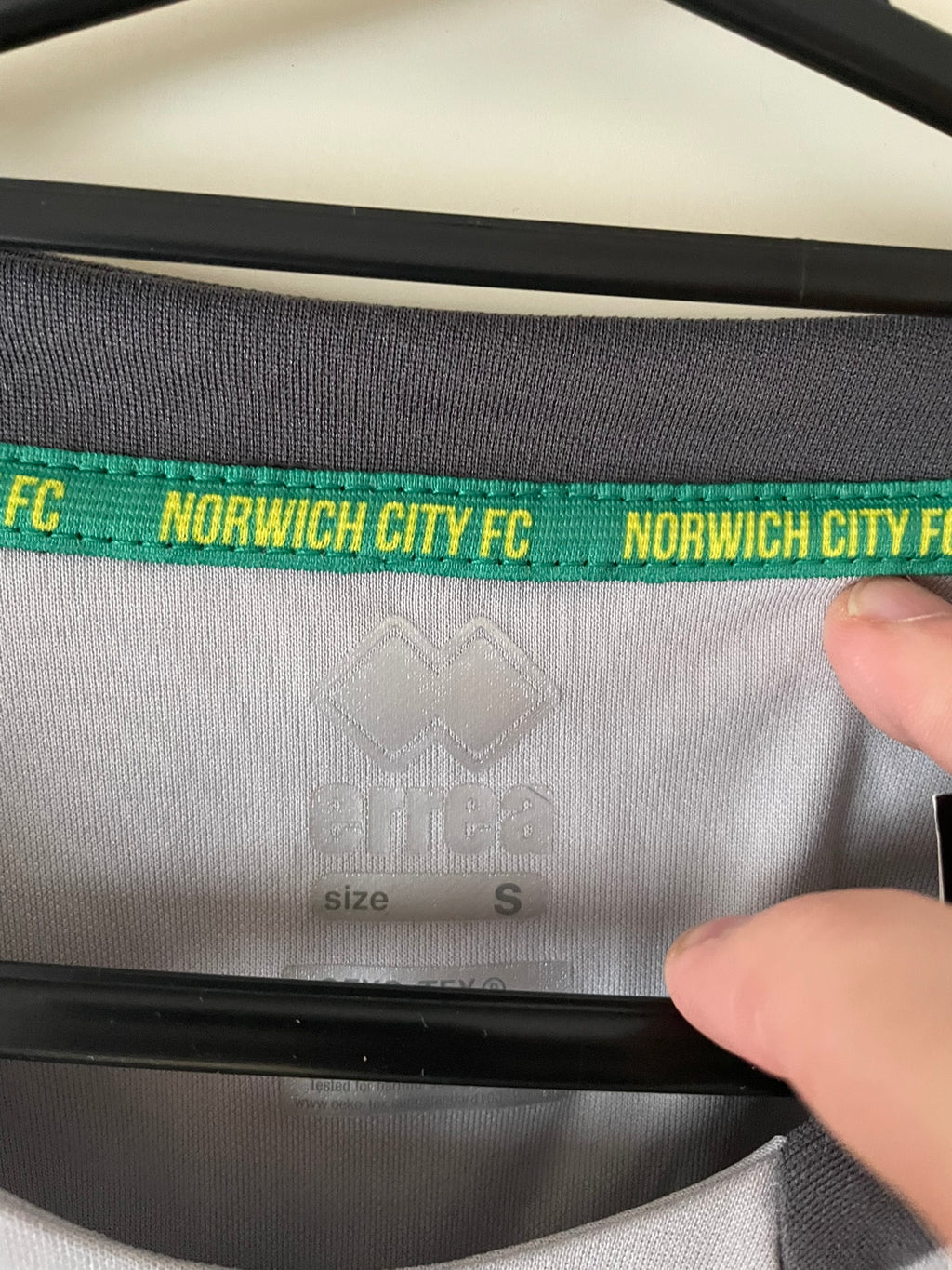 Norwich City Errea 19/20 Keeper BNWT (S)