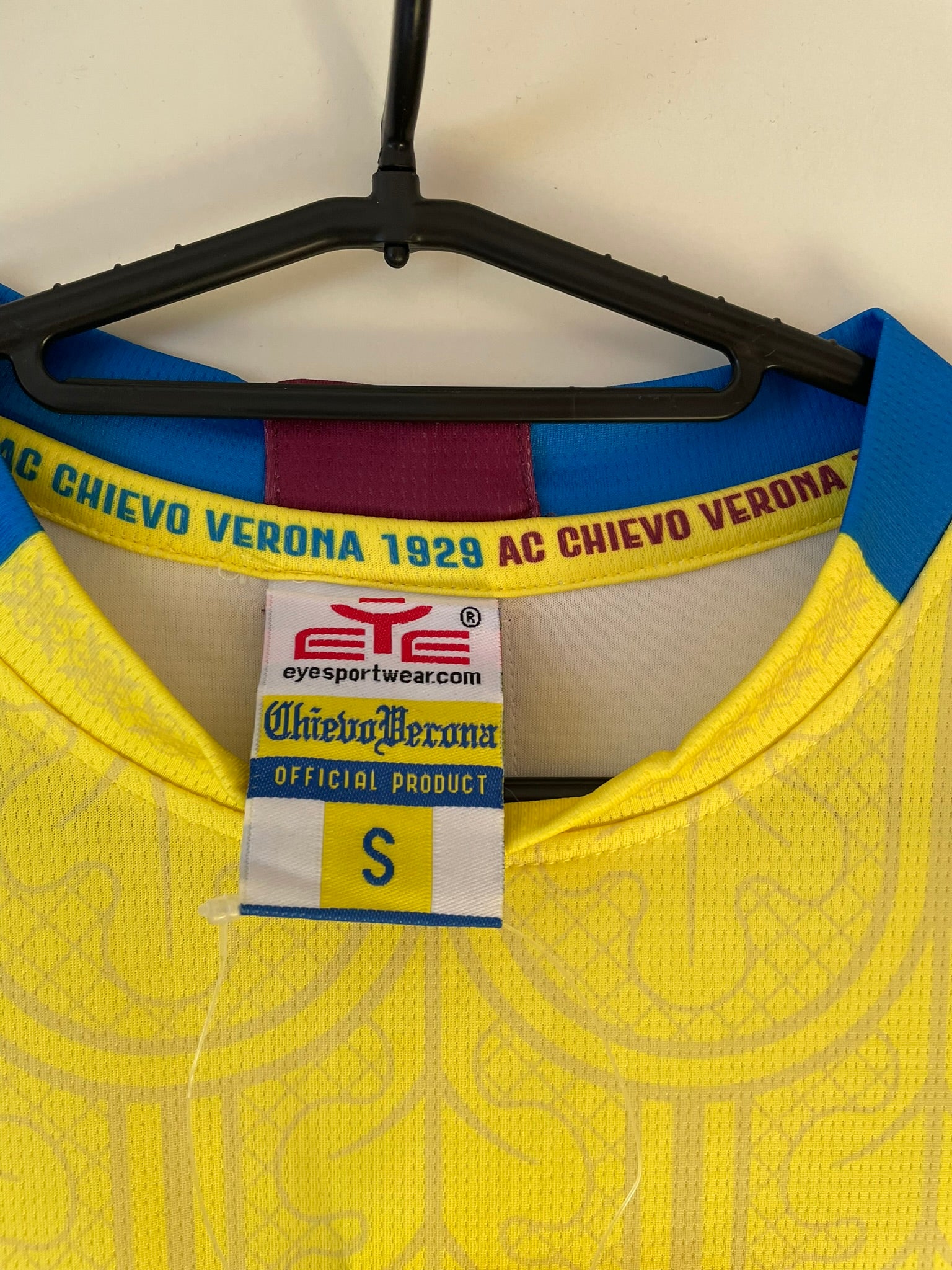 Chievo Verona Eye Sport 21/22 Home BNWT (S)