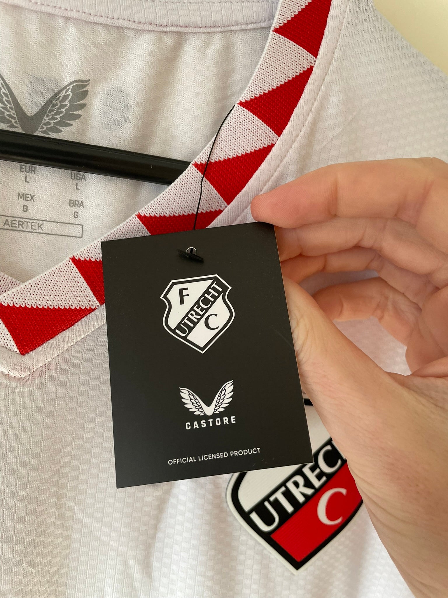 FC Utrecht Castore 24/25 Home Authentic BNWT (L)