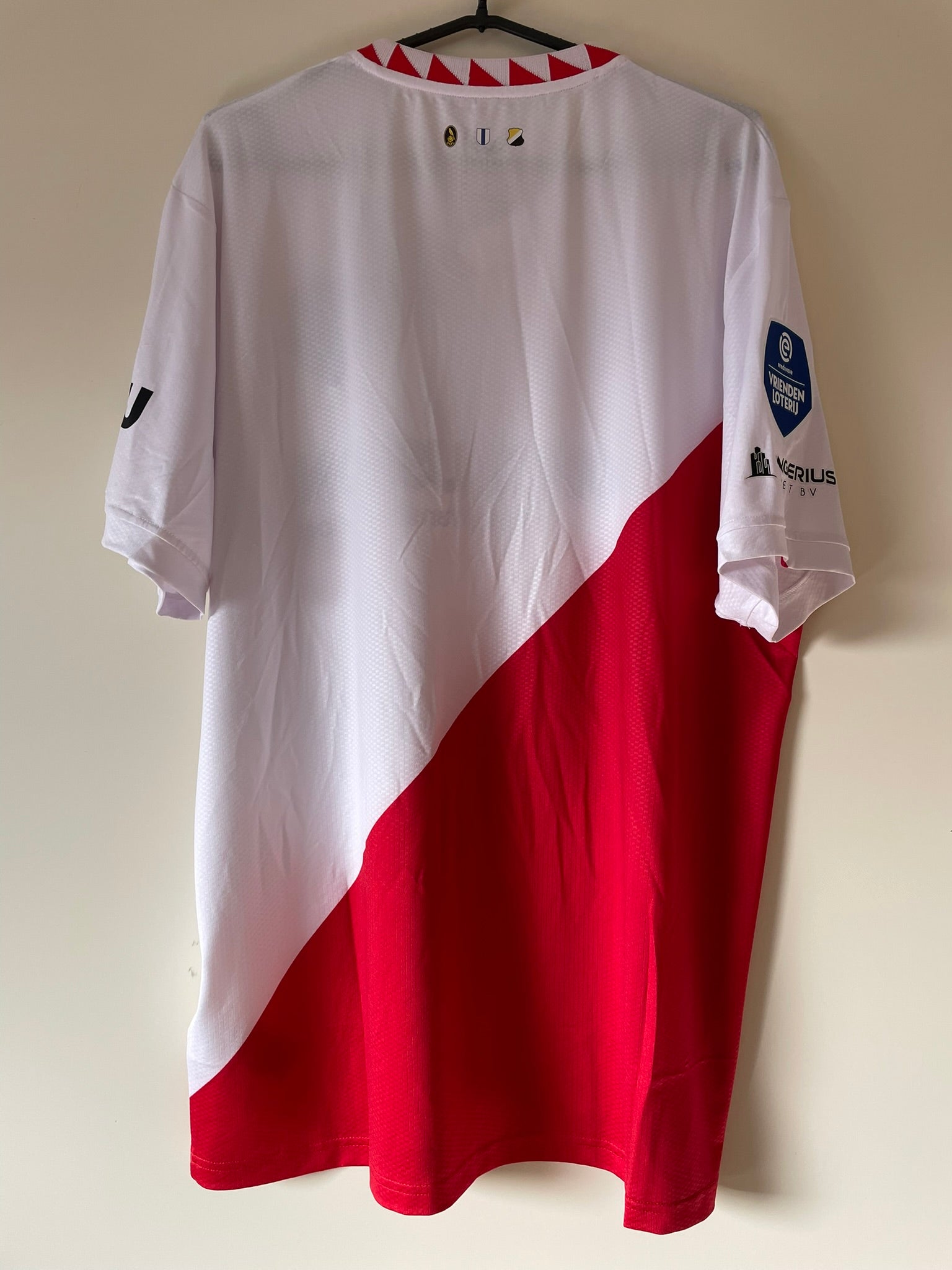 FC Utrecht Castore 24/25 Home Authentic BNWT (L)