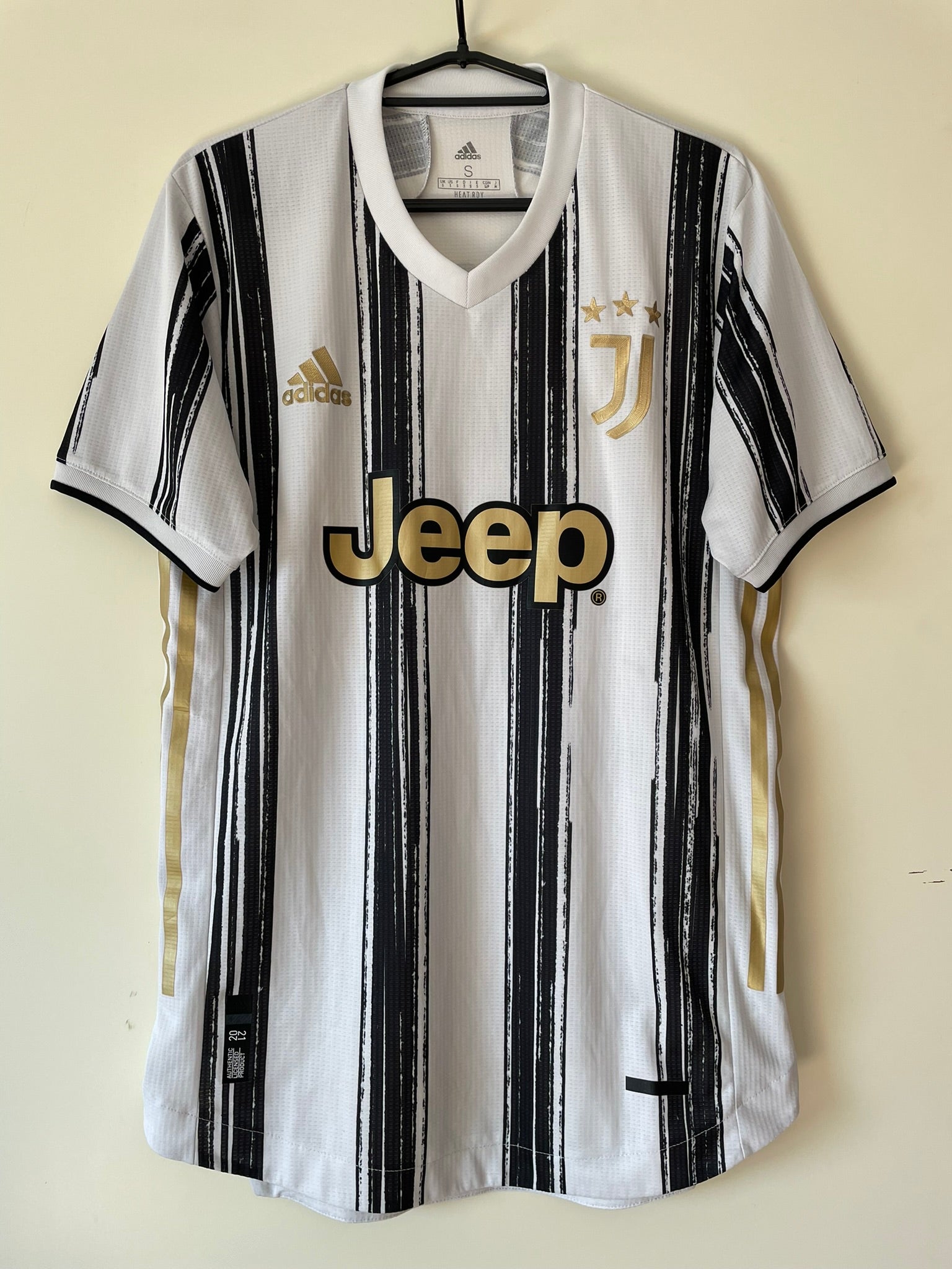 Cristiano Ronaldo #7 Juventus Adidas 20/21 Home Authentic (S)