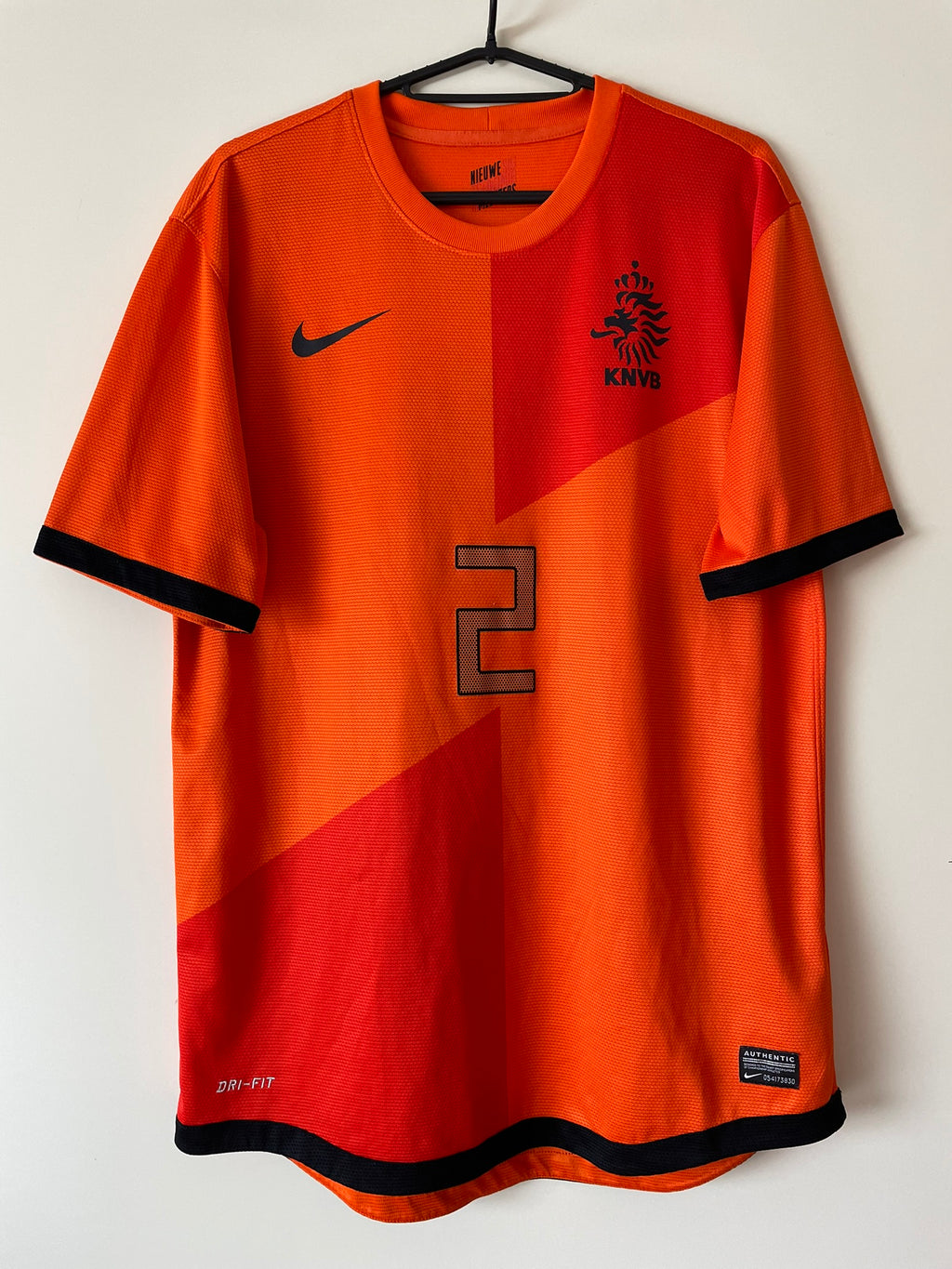 van der Wiel #2 Netherlands Nike 2012-2014 Home (M)