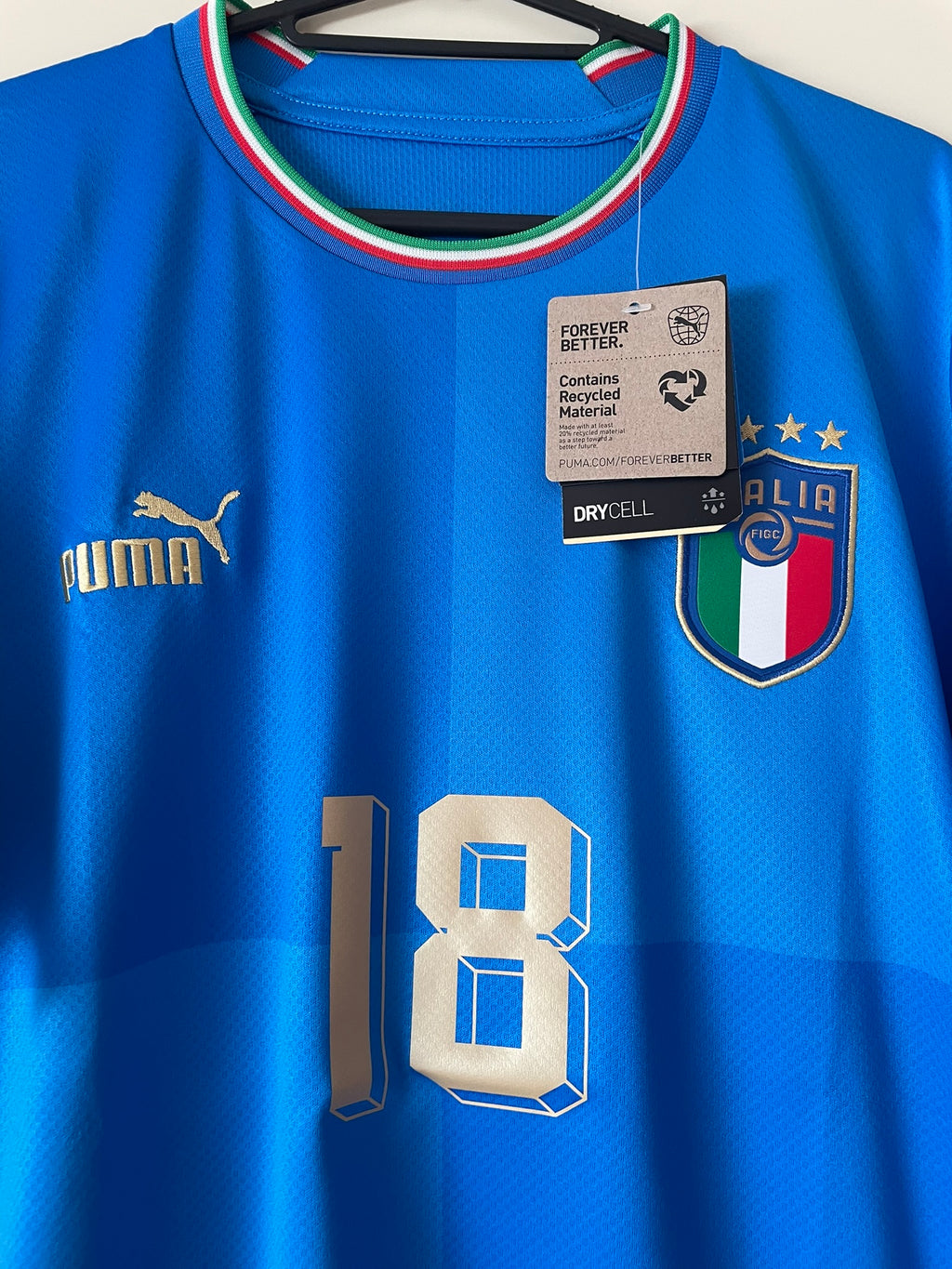 Barella #18 Italy Puma 2022-2024 Home BNWT (M)