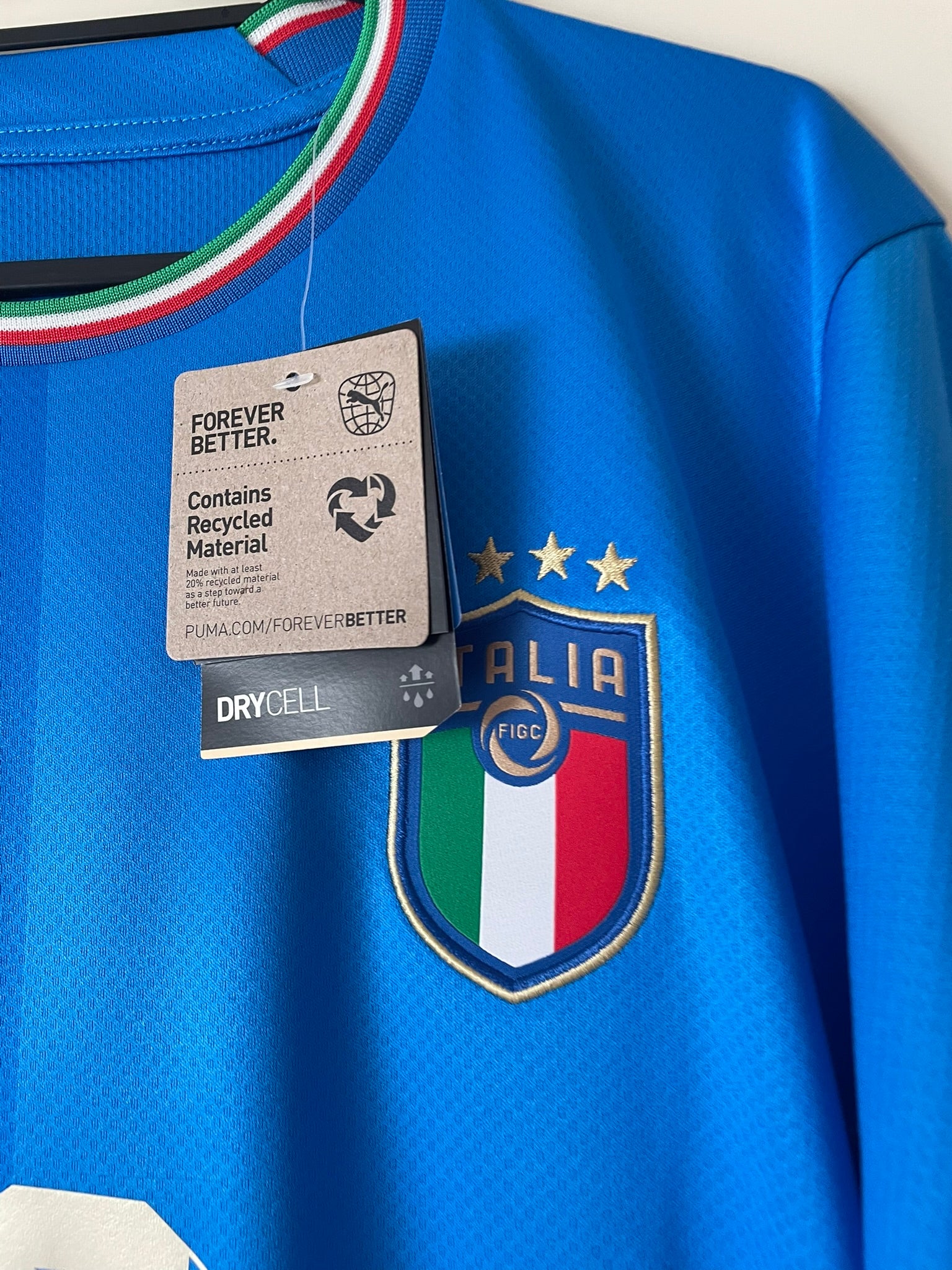 Barella #18 Italy Puma 2022-2024 Home BNWT (M)