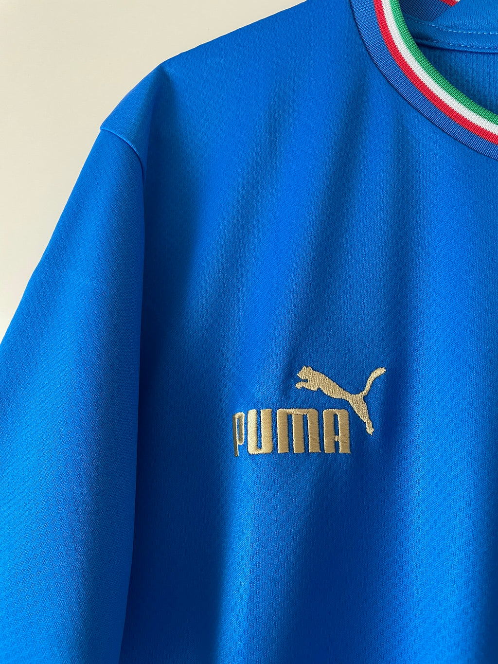 Barella #18 Italy Puma 2022-2024 Home BNWT (M)