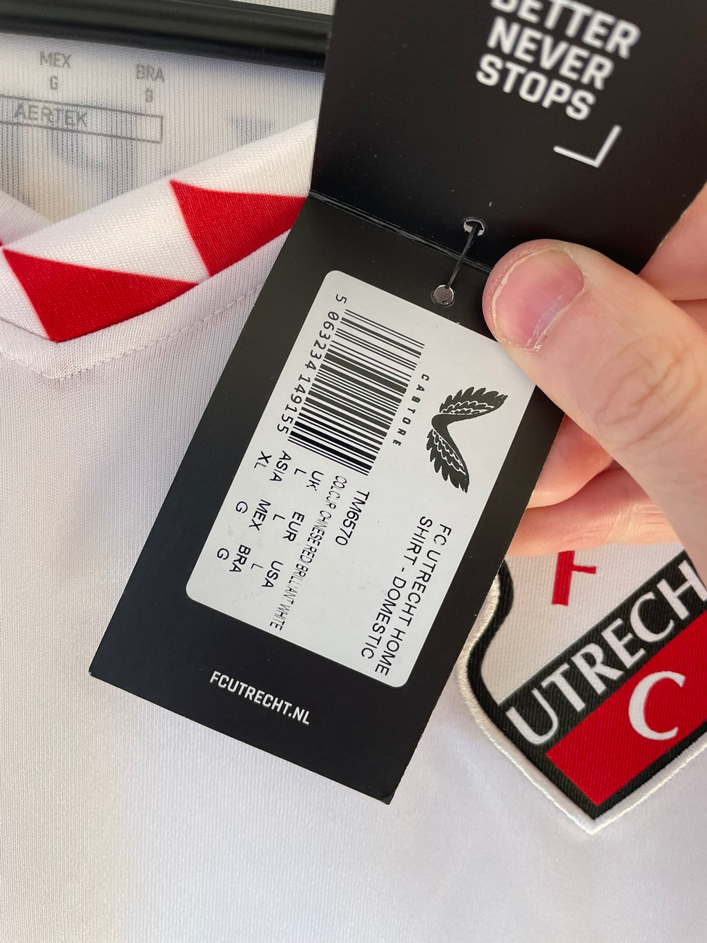 FC Utrecht Castore 24/25 Home BNWT (L)