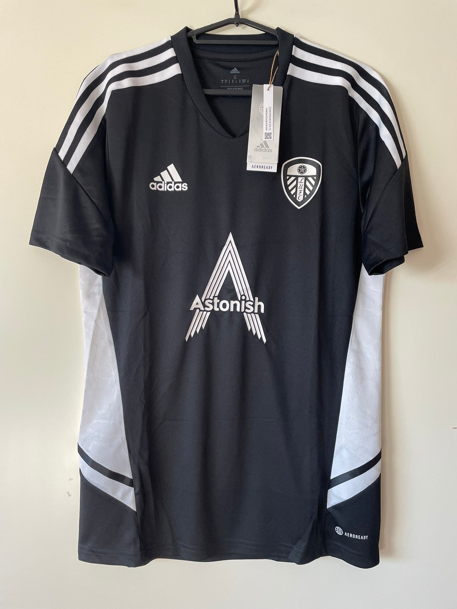 Leeds United Adidas 22/23 Training BNWT (S)