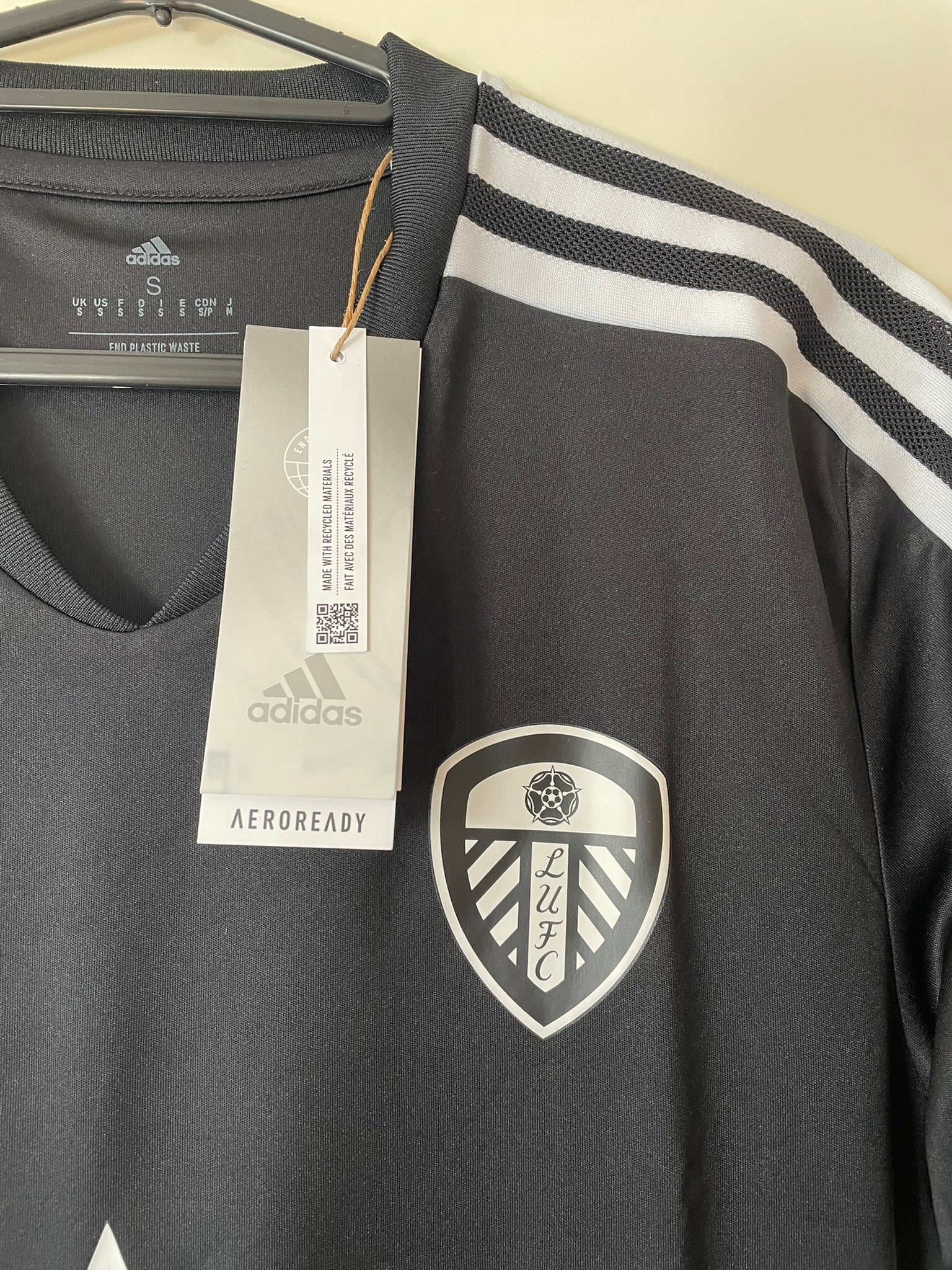 Leeds United Adidas 22/23 Training BNWT (S)