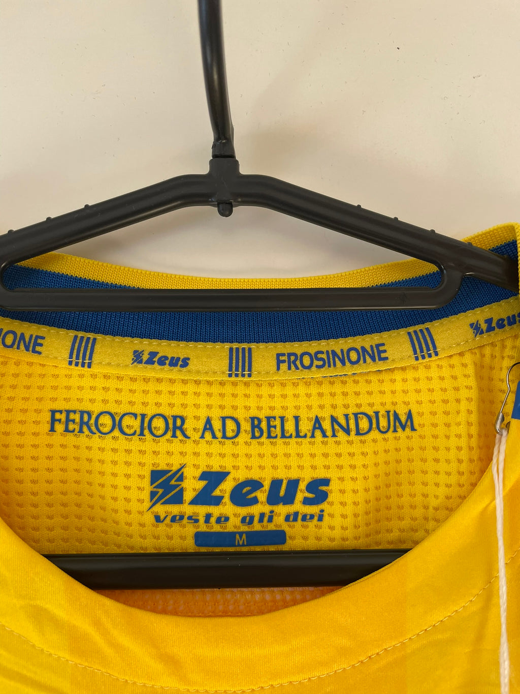 Frosinone Calcio Zeus 21/22 Home BNWT (M)