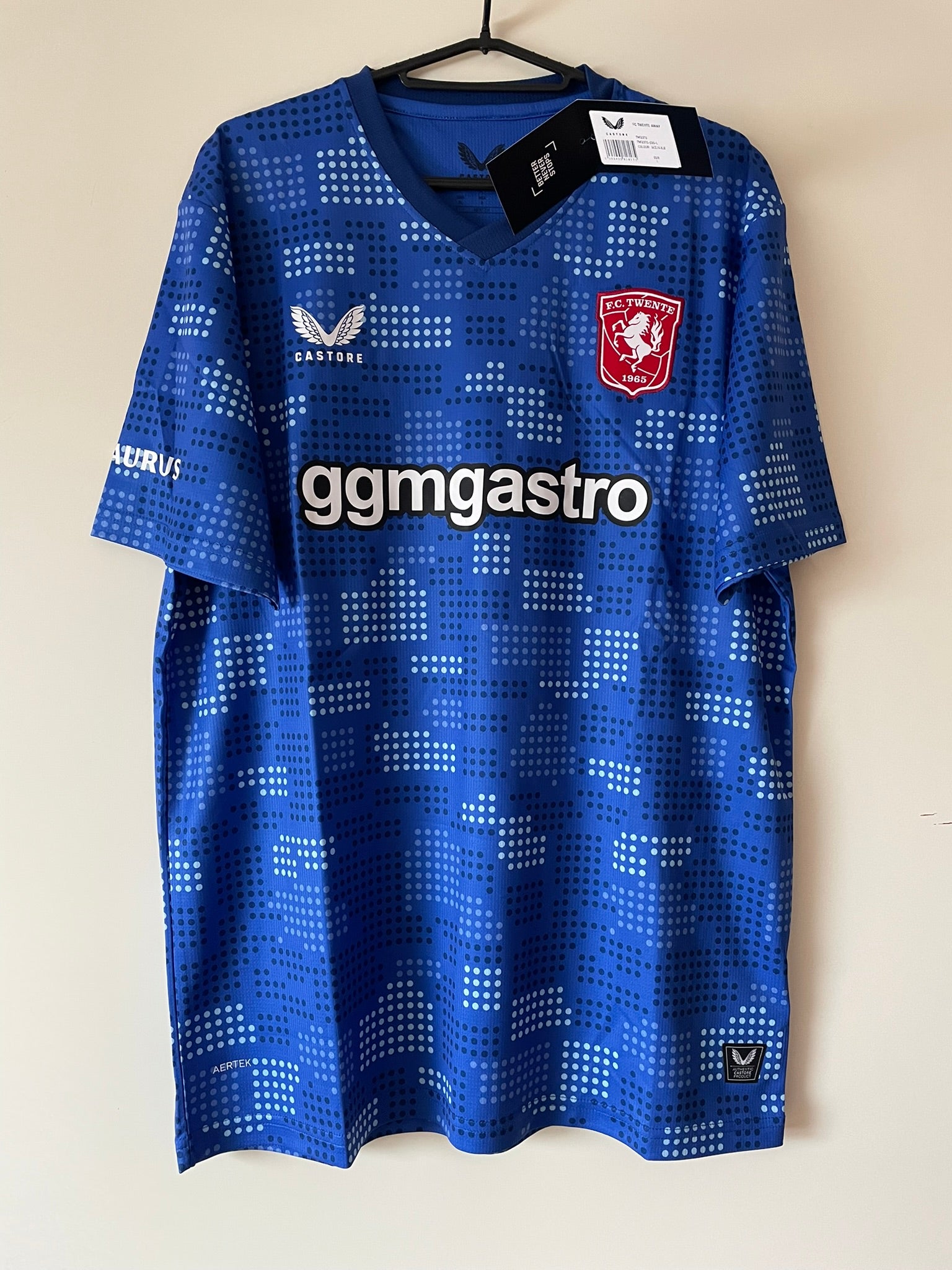 FC Twente Castore 25/26 Away BNWT (L)