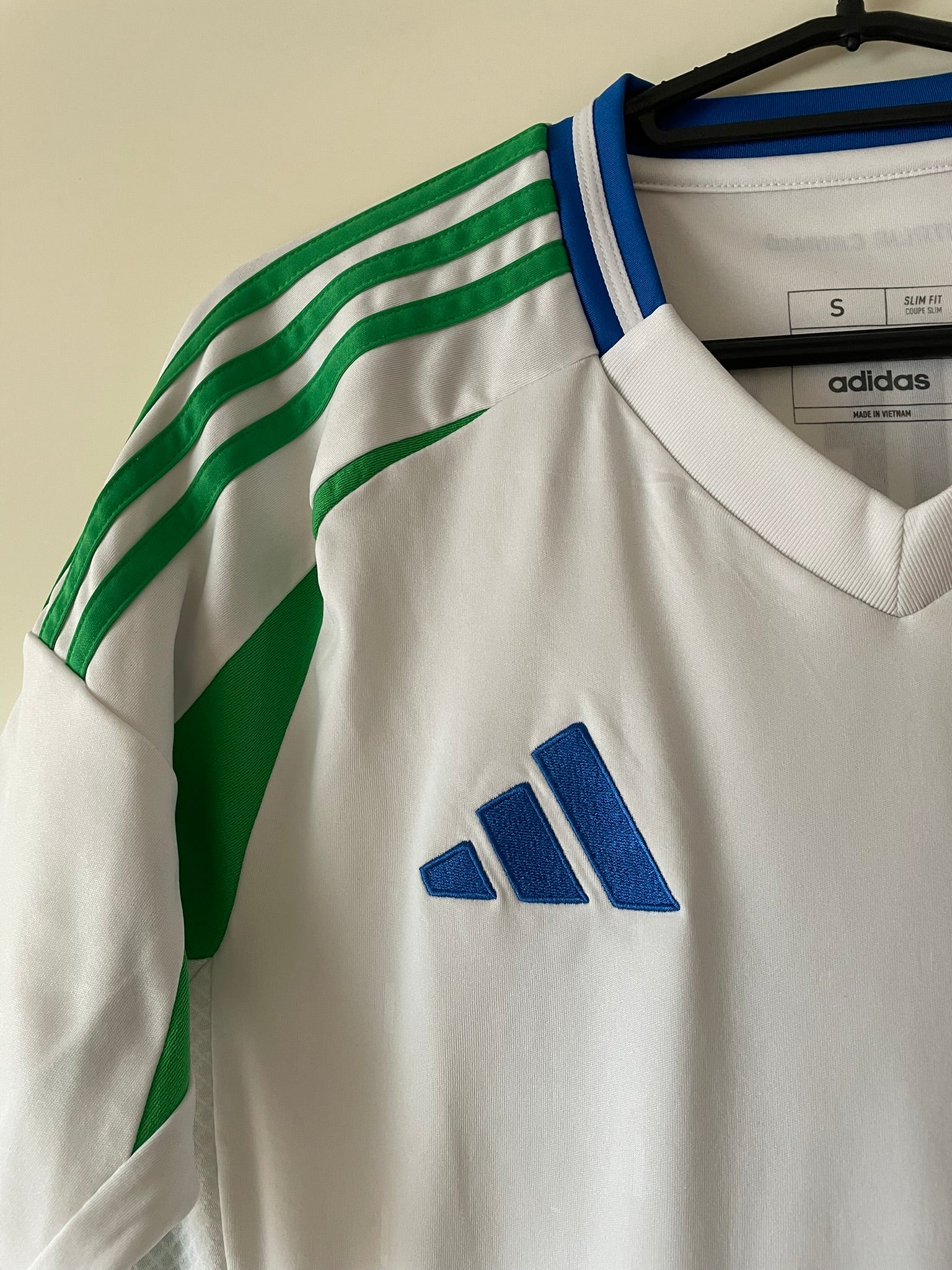 Chiesa #14 Italy Adidas 2023 Away (S)