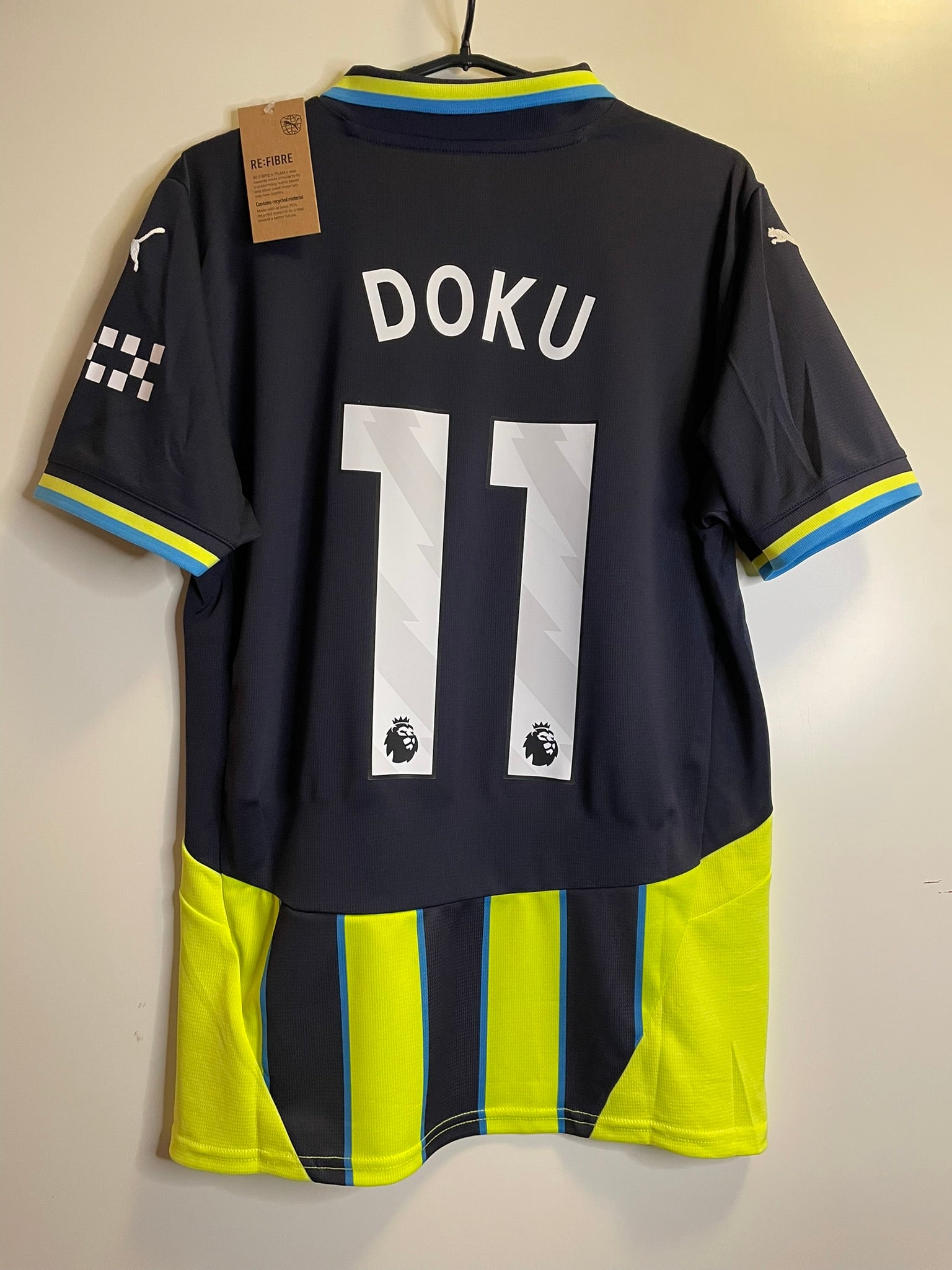 Doku #11 Manchester City Puma 24/25 Away BNWT (M)