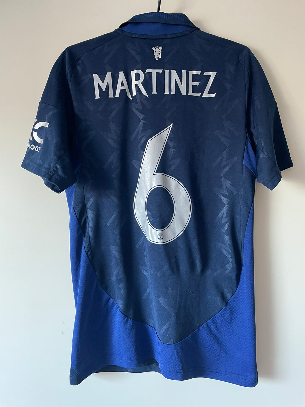 Lisandro Martinez #6 Manchester United Adidas 24/25 Away (S)