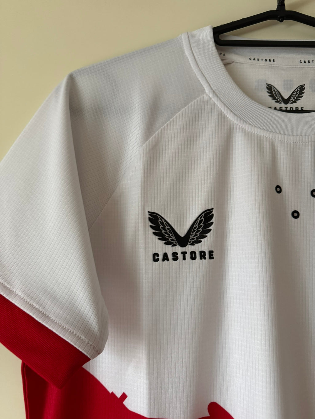 FC Utrecht Castore 25/26 Home Women BNWT (M)
