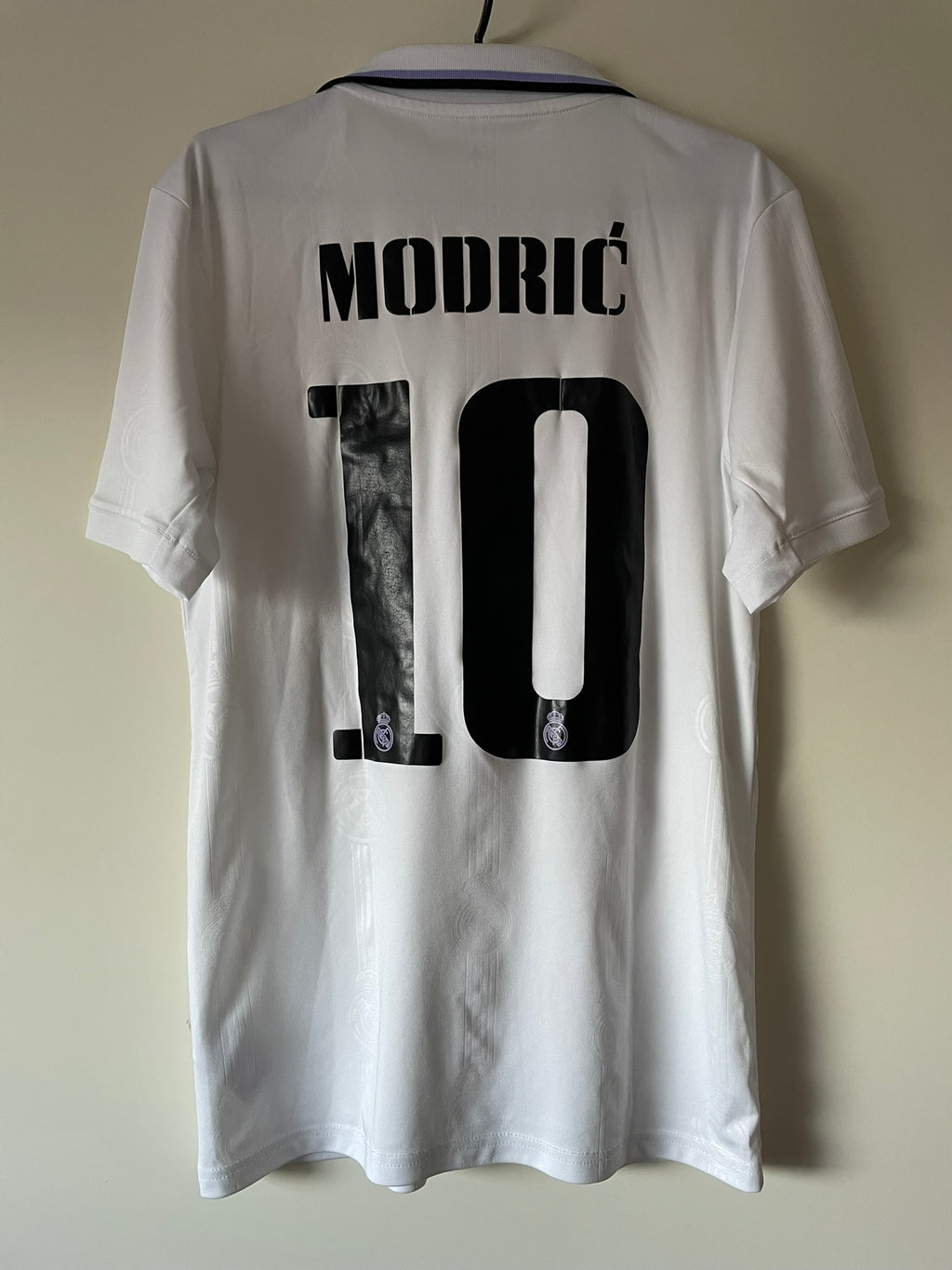Modric #10 Real Madrid Adidas 22/23 Home (S)