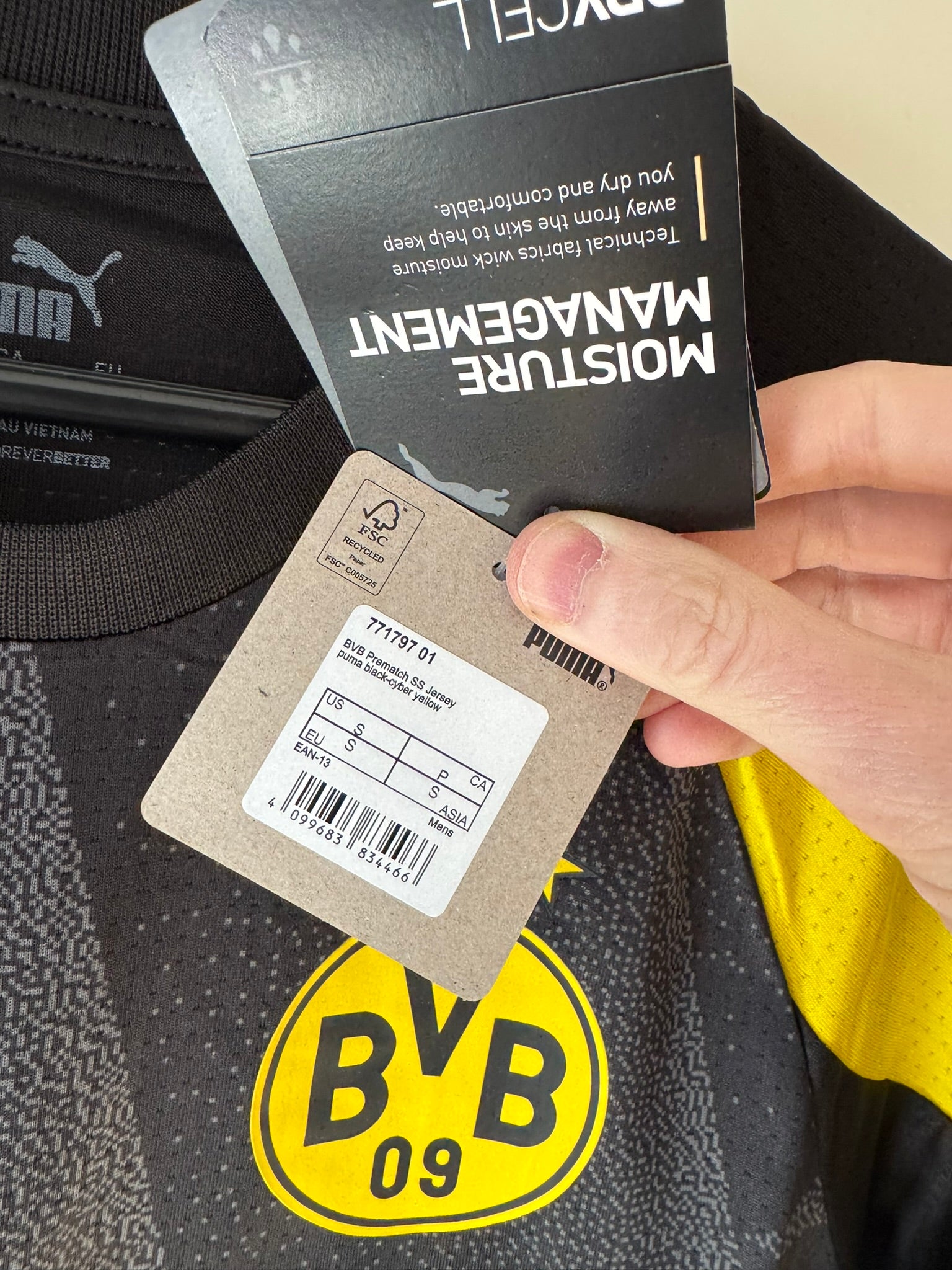 Borussia Dortmund Puma 23/24 Pre-Match BNWT (S)