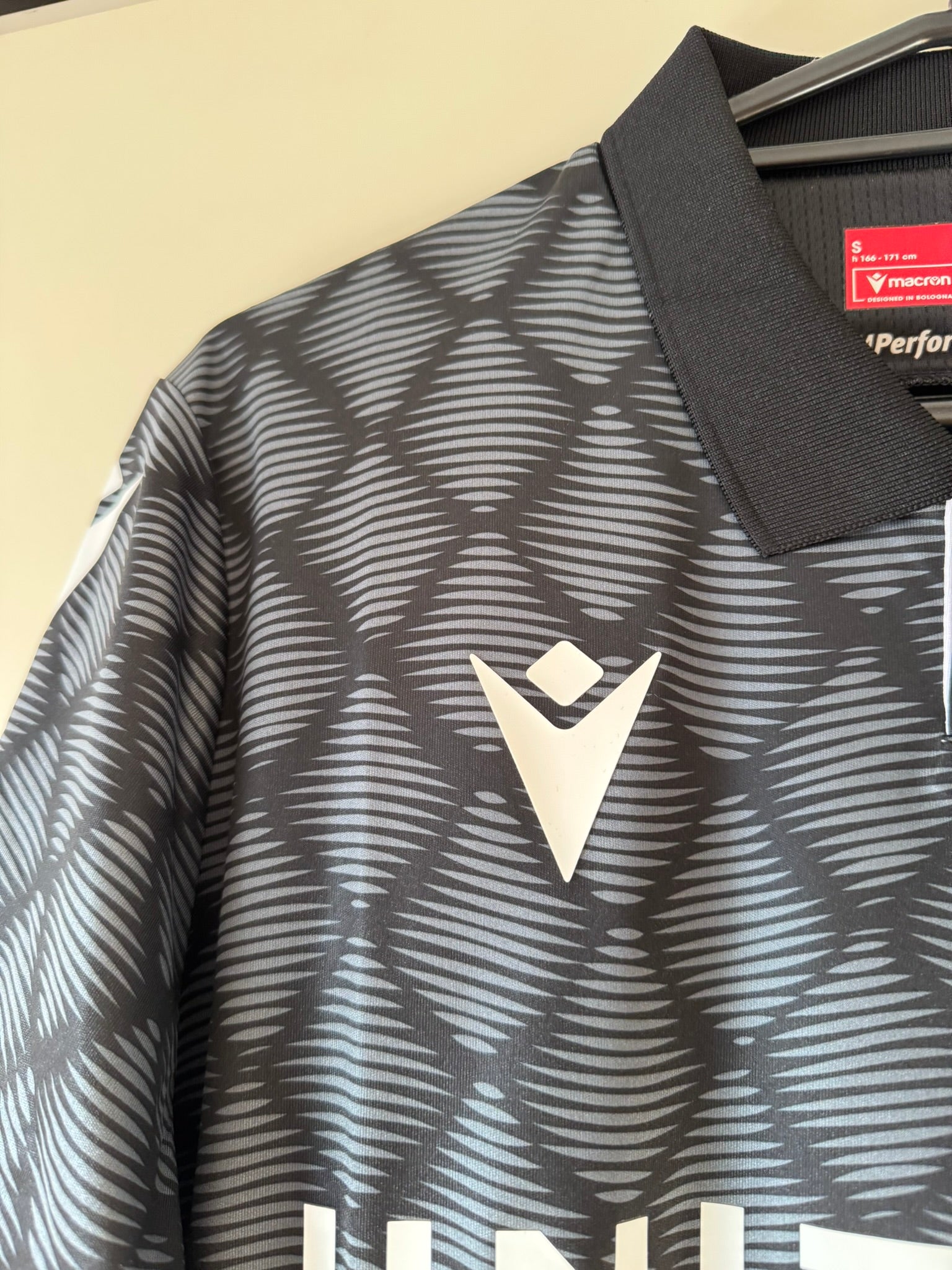 Wrexham AFC Macron 24/25 Away BNWT (S)