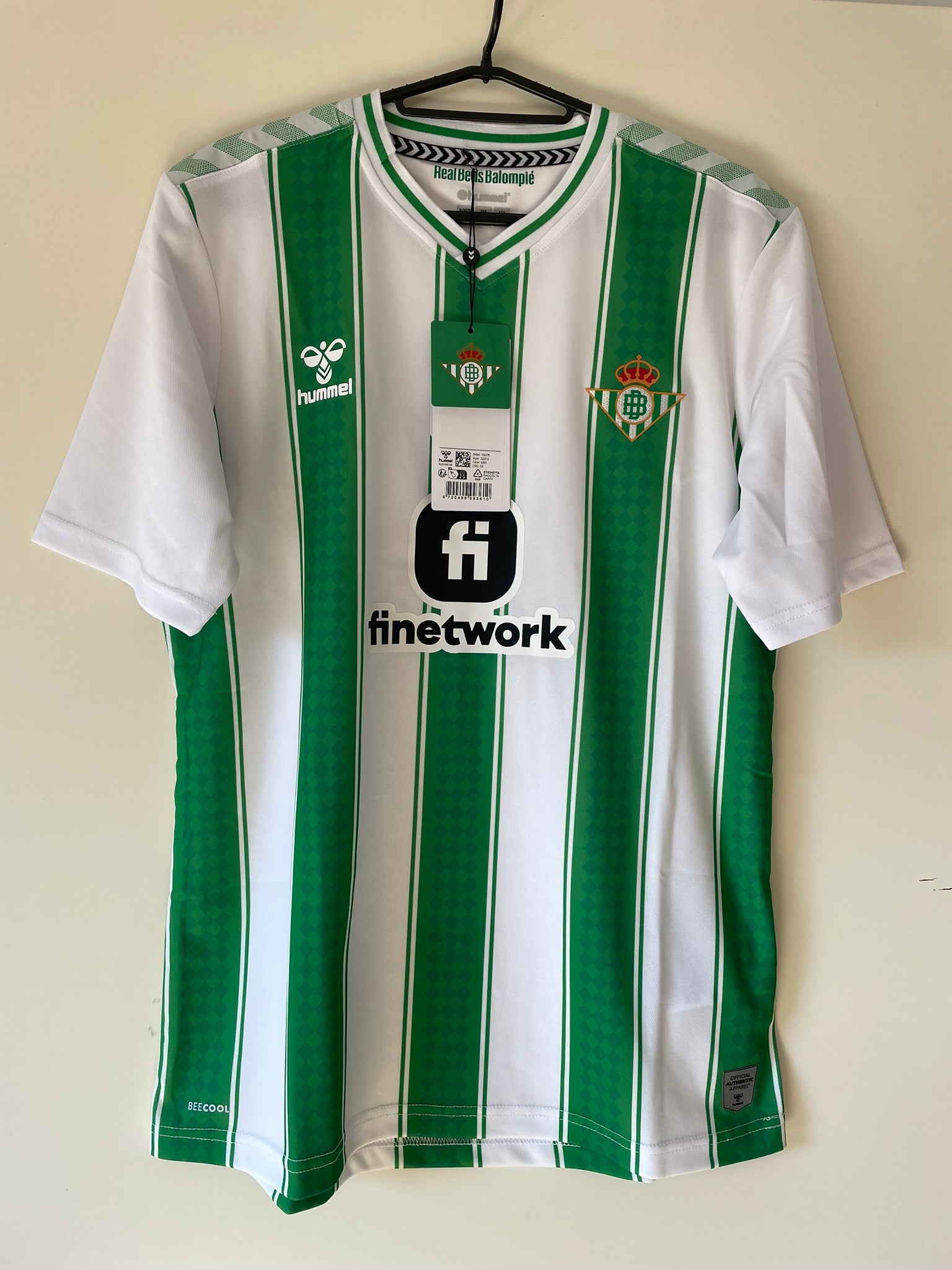 Real Betis Hummel 23/24 Home BNWT (M)