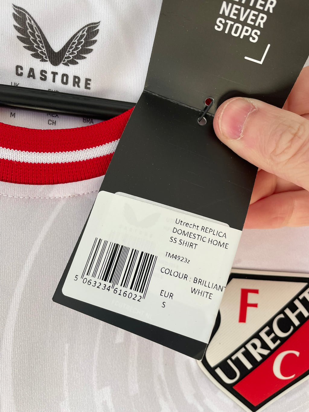 FC Utrecht Castore 23/24 Home BNWT (S)