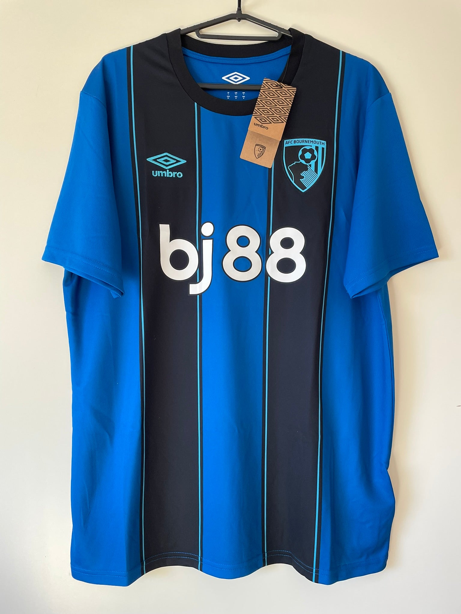 AFC Bournemouth Umbro 25/26 Away BNWT (L)