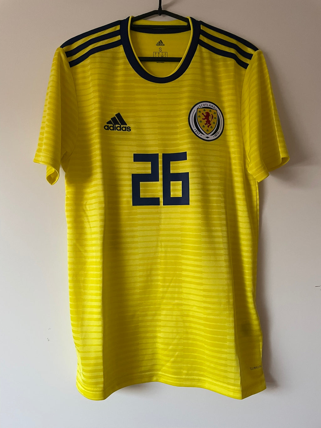 Scotland Adidas 2018-2020 Away #26 (S)