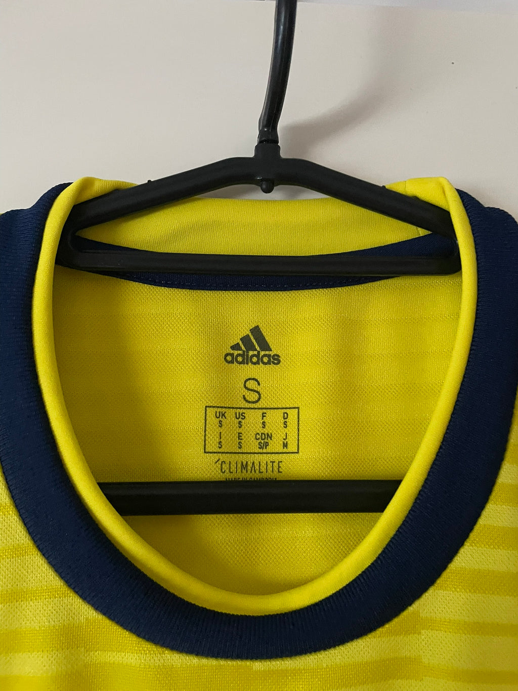 Scotland Adidas 2018-2020 Away #16 (S)