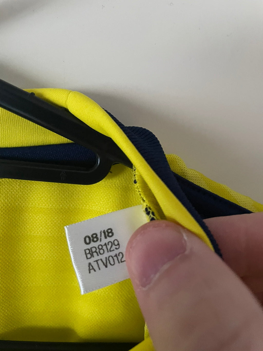 Scotland Adidas 2018-2020 Away #16 (S)
