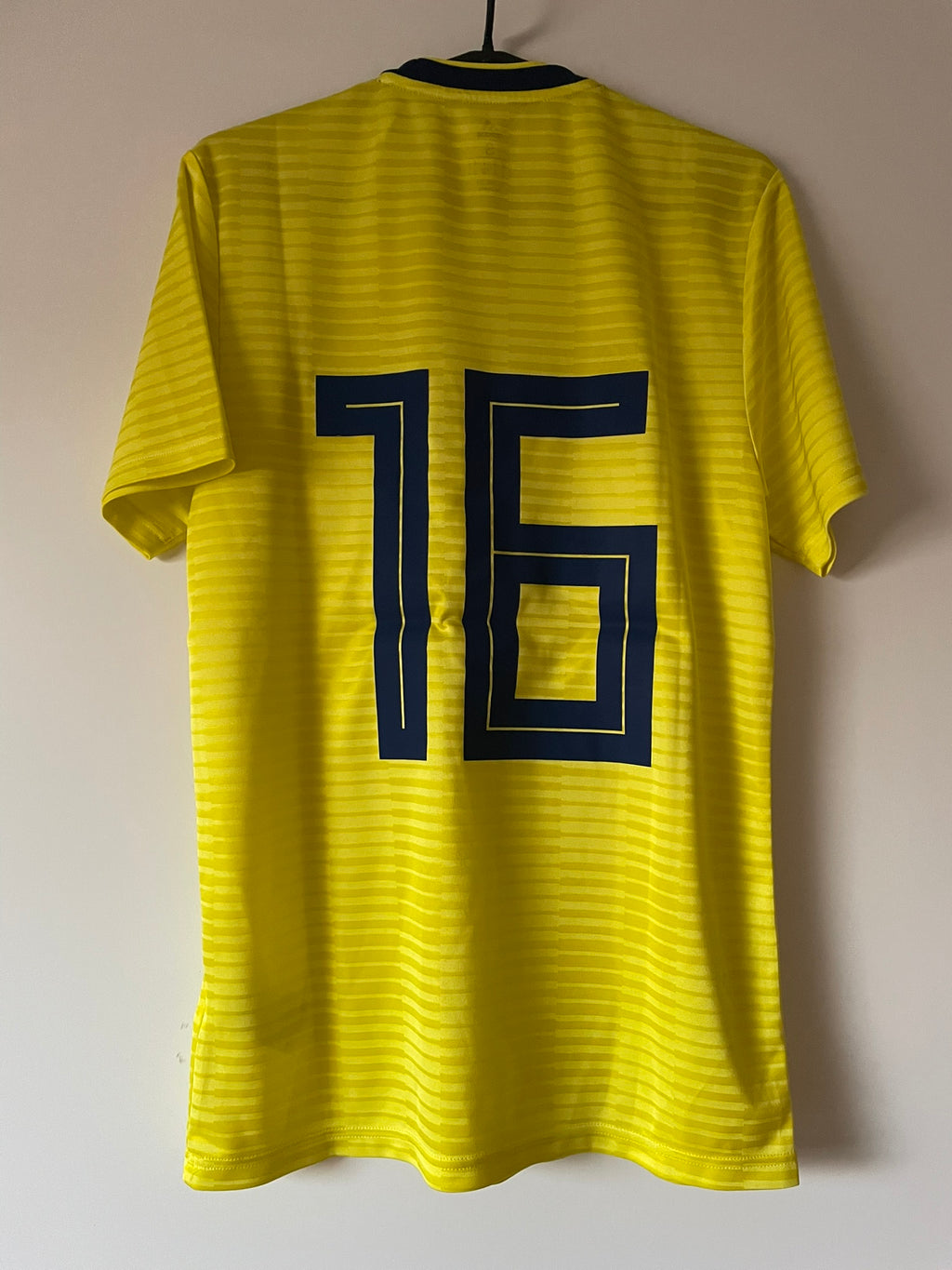 Scotland Adidas 2018-2020 Away #16 (S)