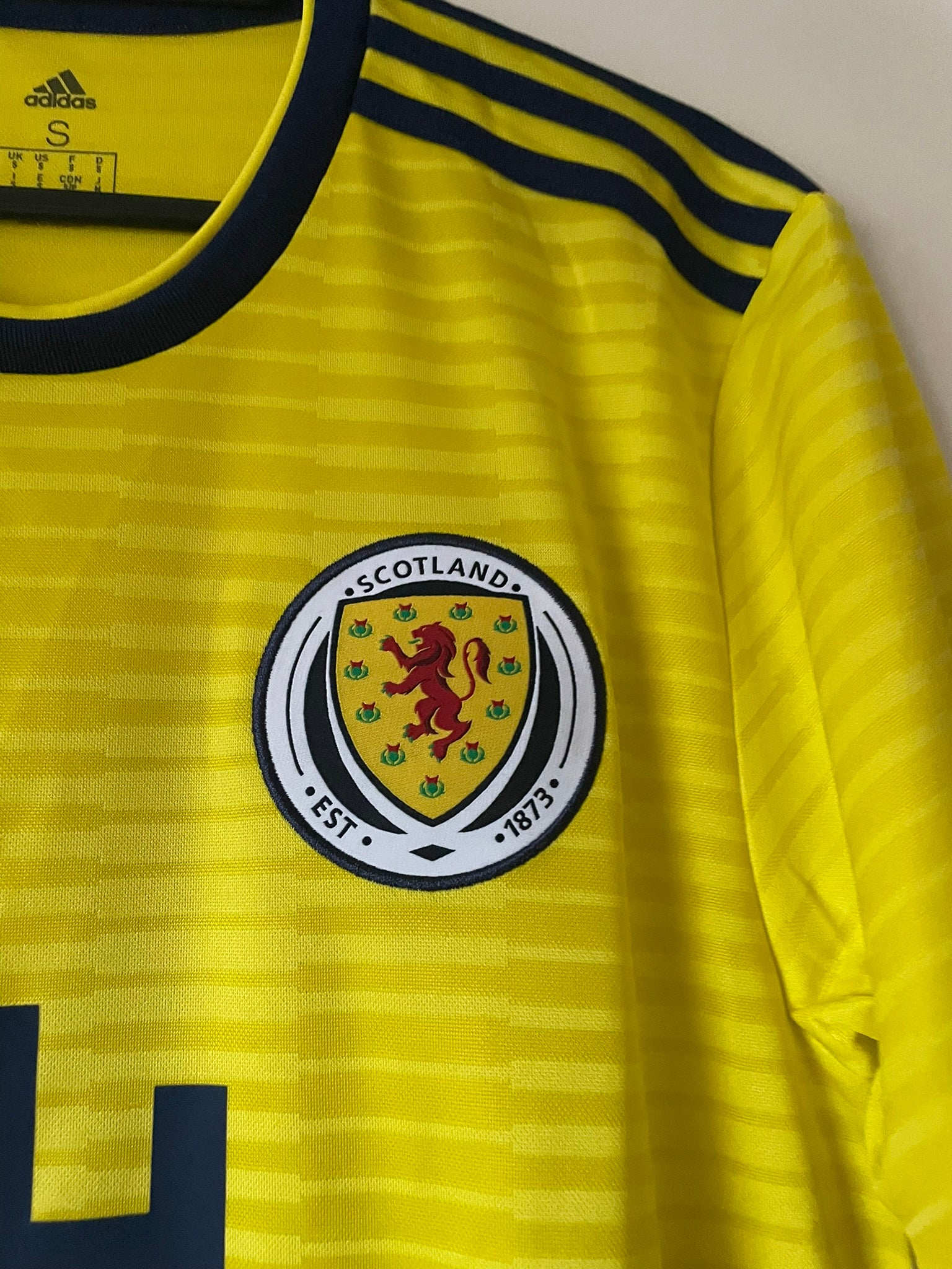 Scotland Adidas 2018-2020 Away #24 (S)