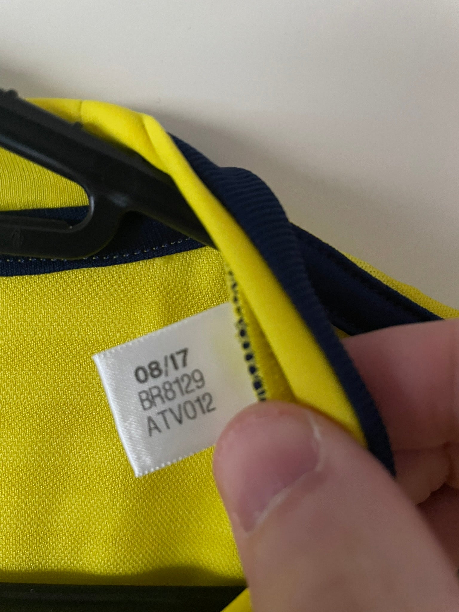 Scotland Adidas 2018-2020 Away #24 (S)