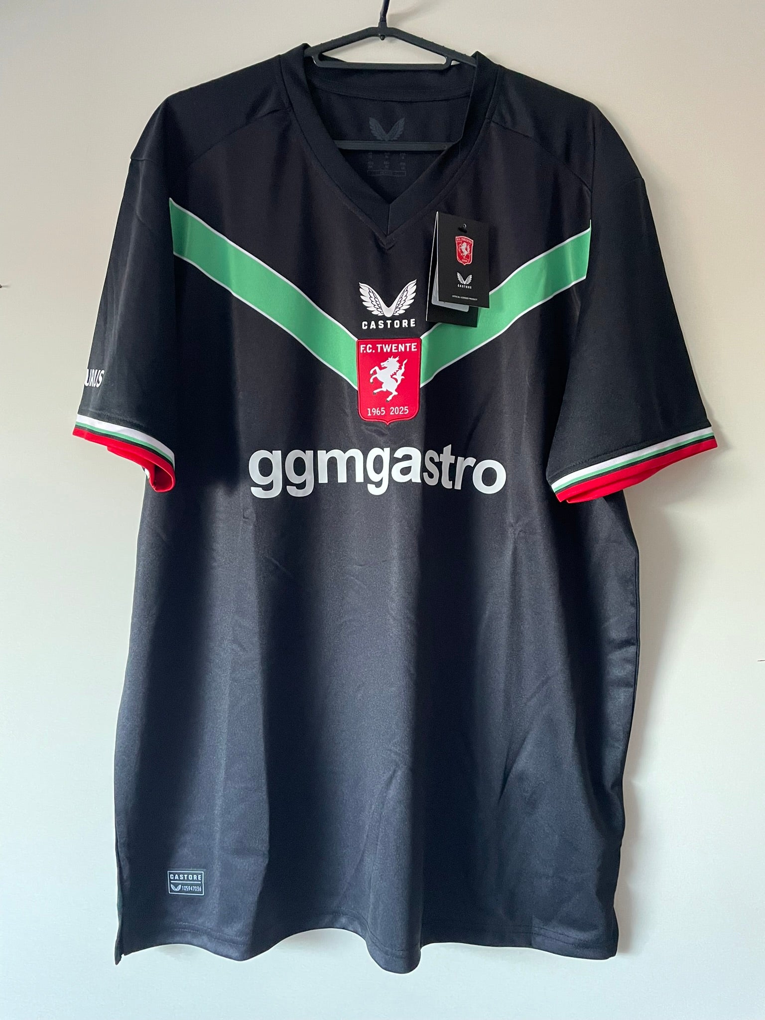 FC Twente Castore 25/26 Third BNWT (M)