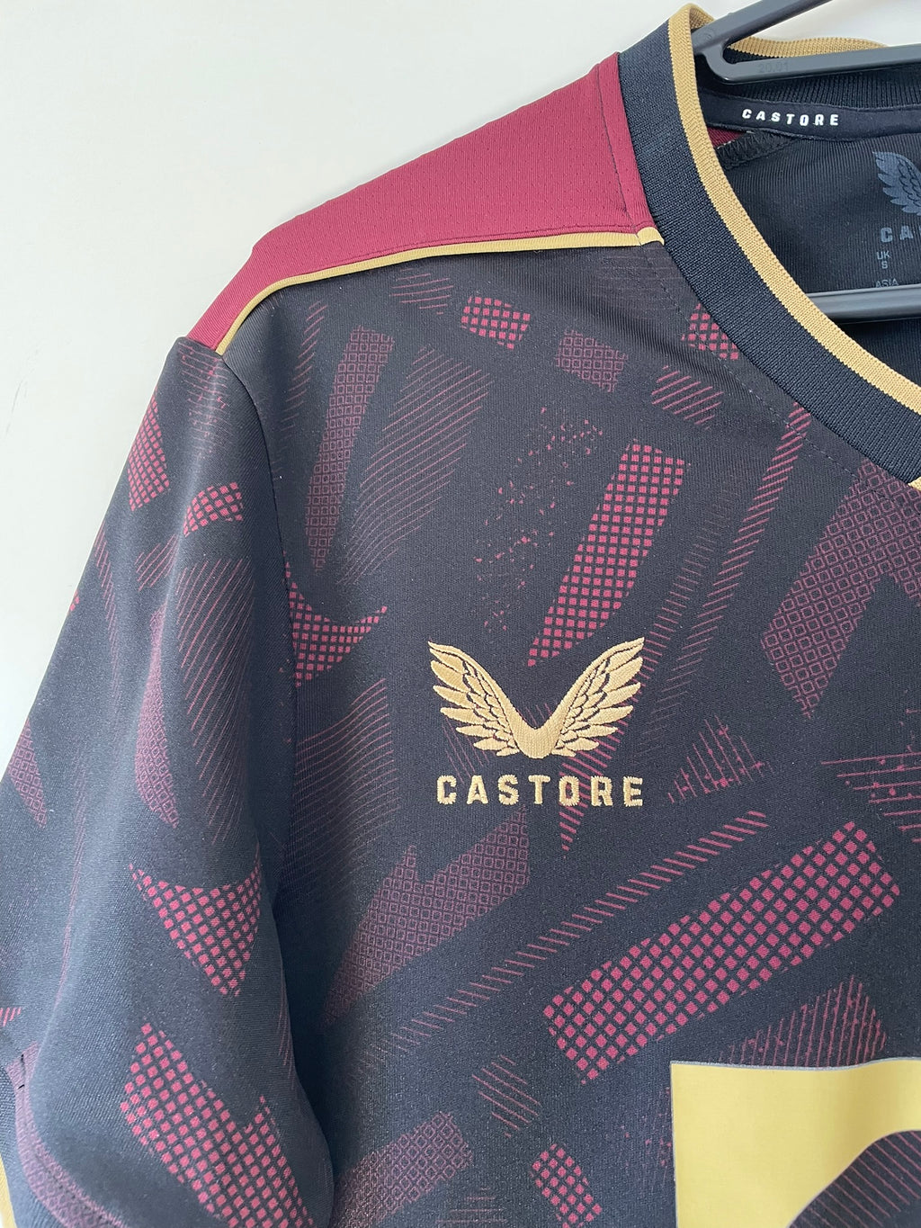 Booth #10 FC Utrecht Castore 23/24 Away (S)