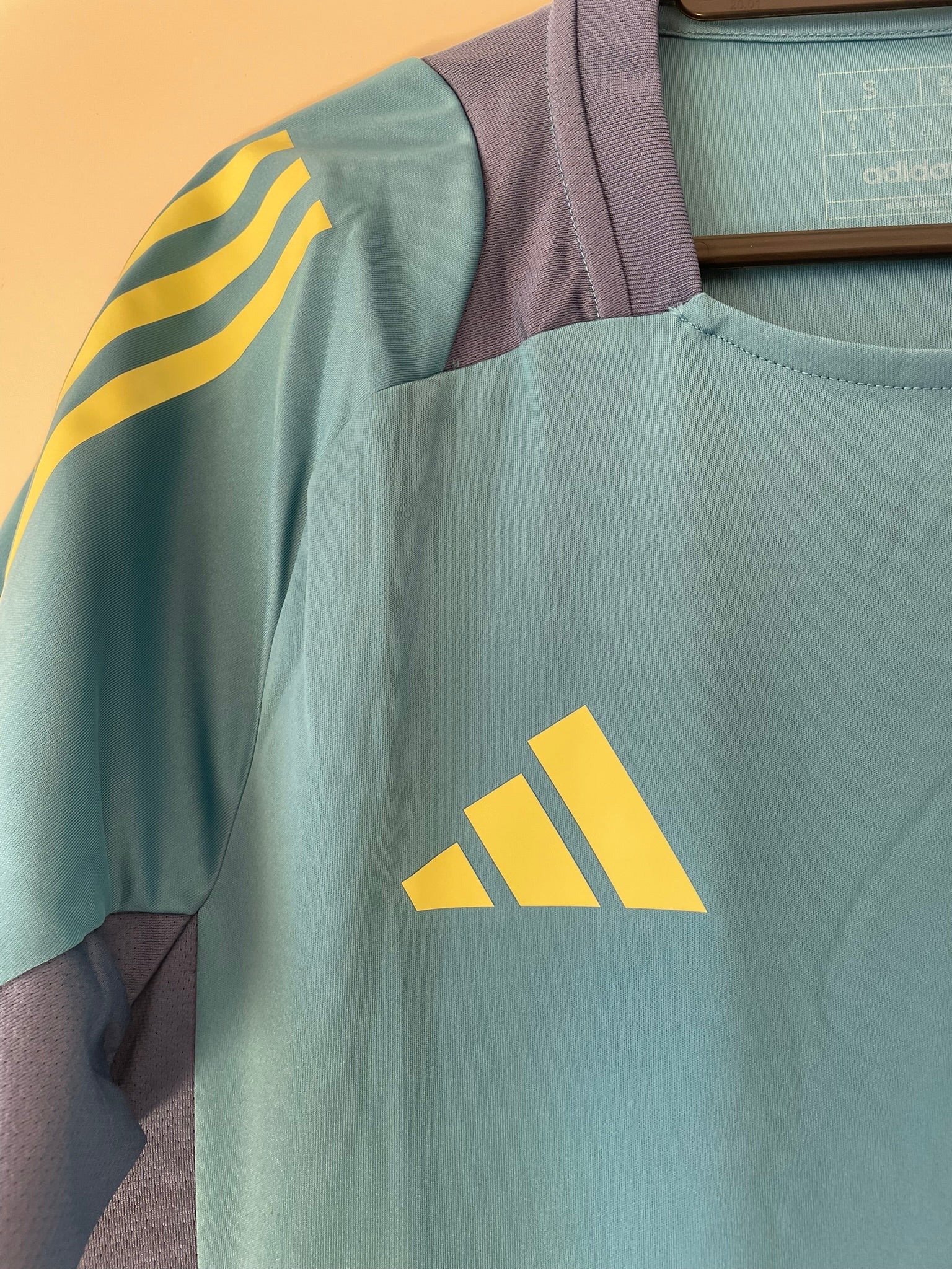 Ajax Adidas 24/25 Training BNWT (S)