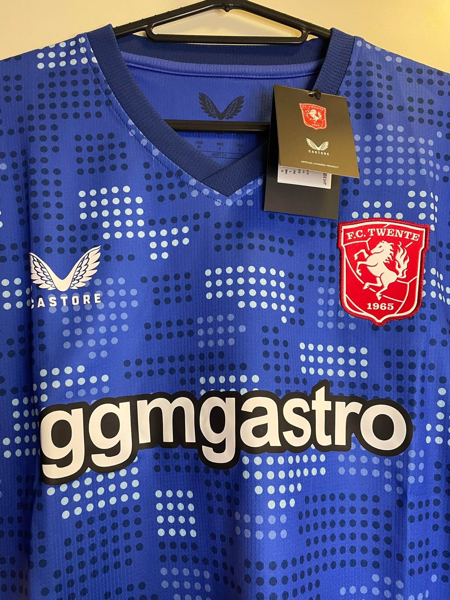 FC Twente Castore 25/26 Away BNWT (L)