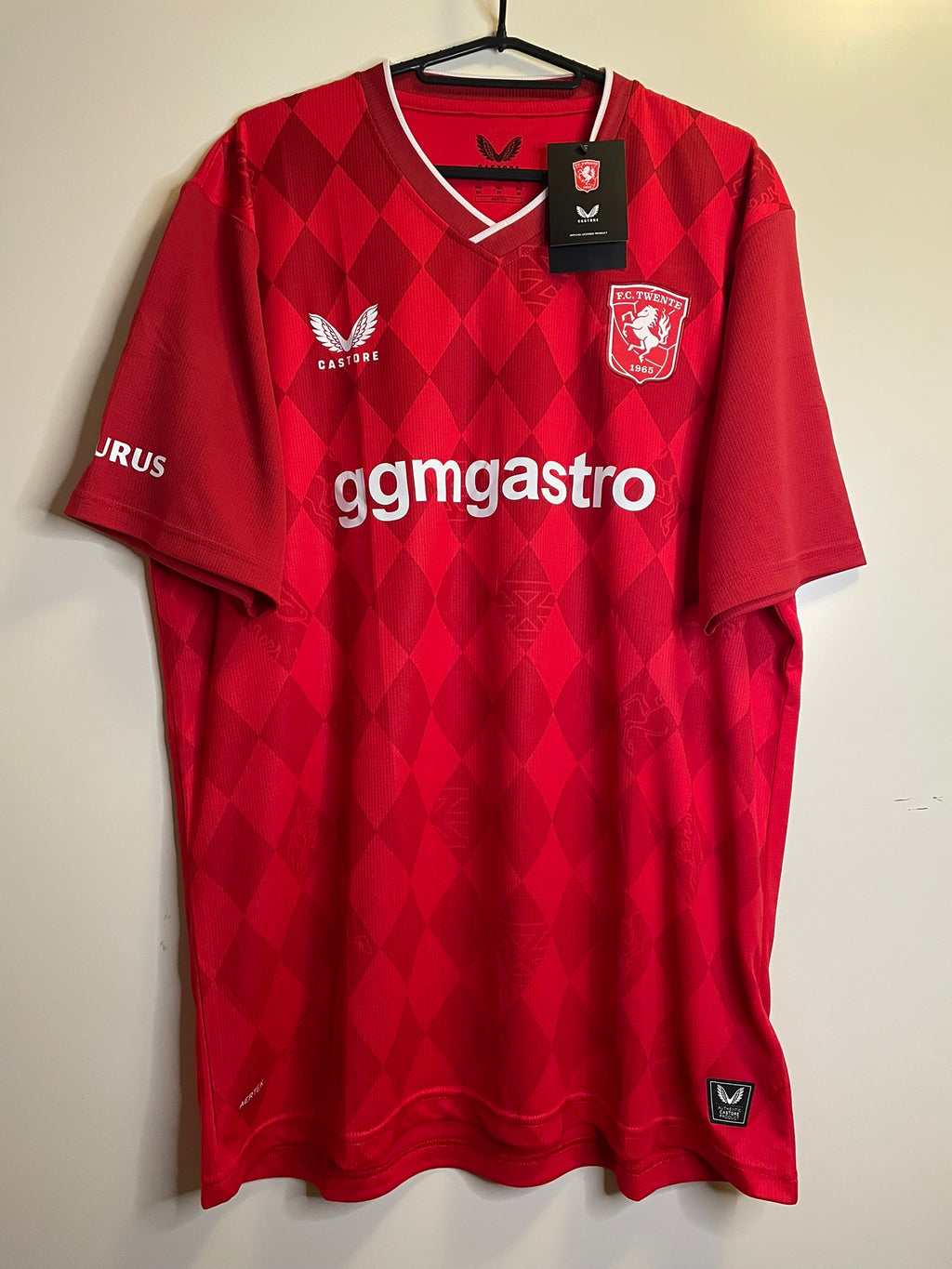 FC Twente Castore 25/26 Home BNWT (XL)