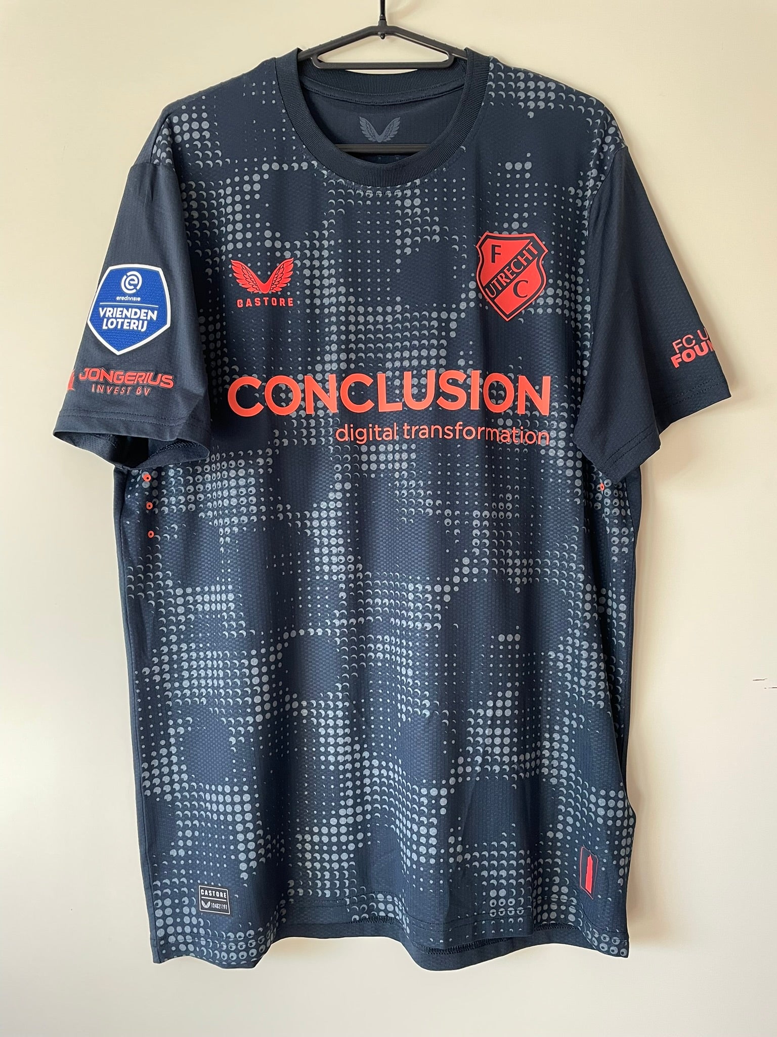 Y. Cathline #20 FC Utrecht Castore 24/25 Away Authentic (M)