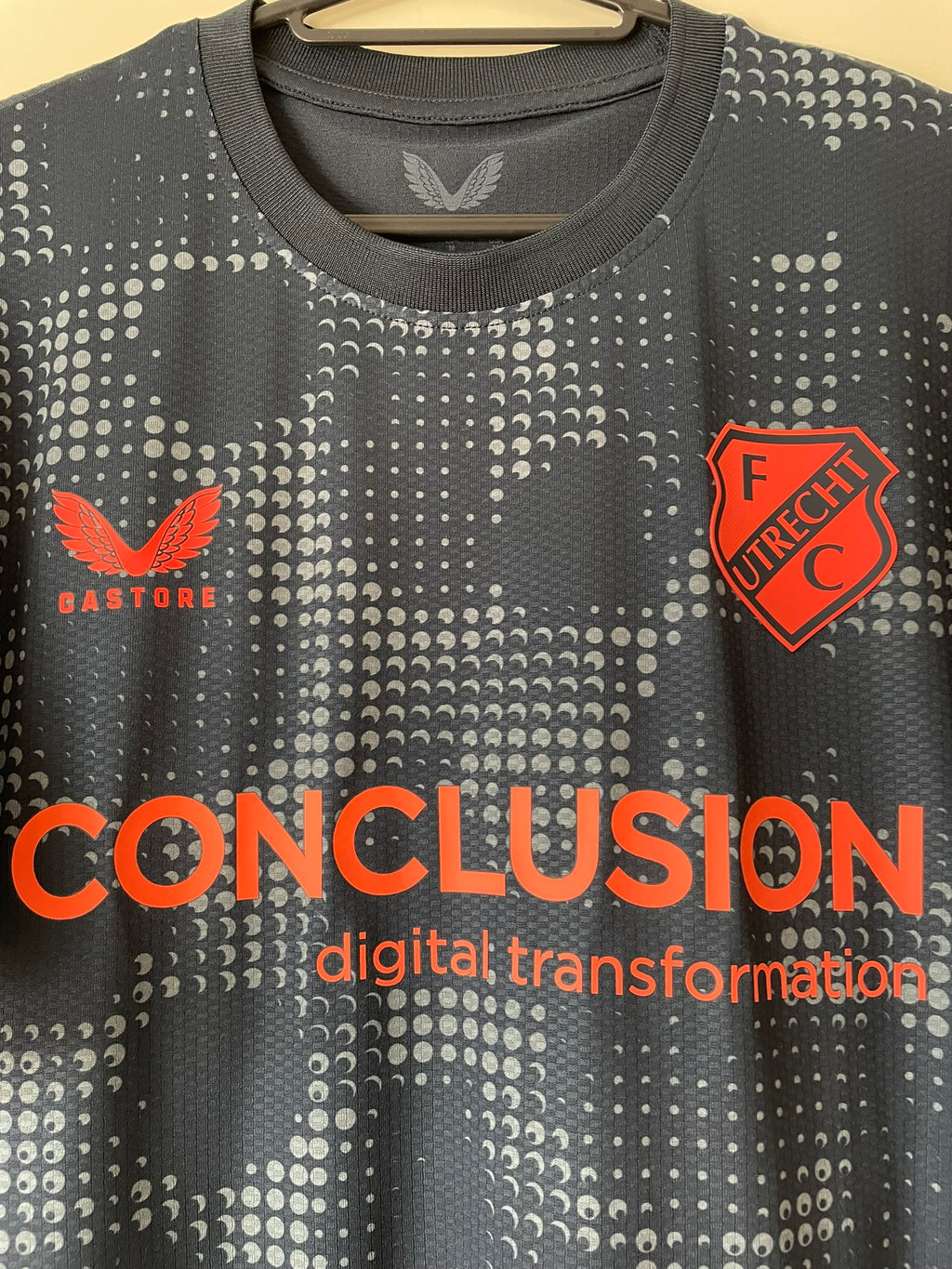 Y. Cathline #20 FC Utrecht Castore 24/25 Away Authentic (M)