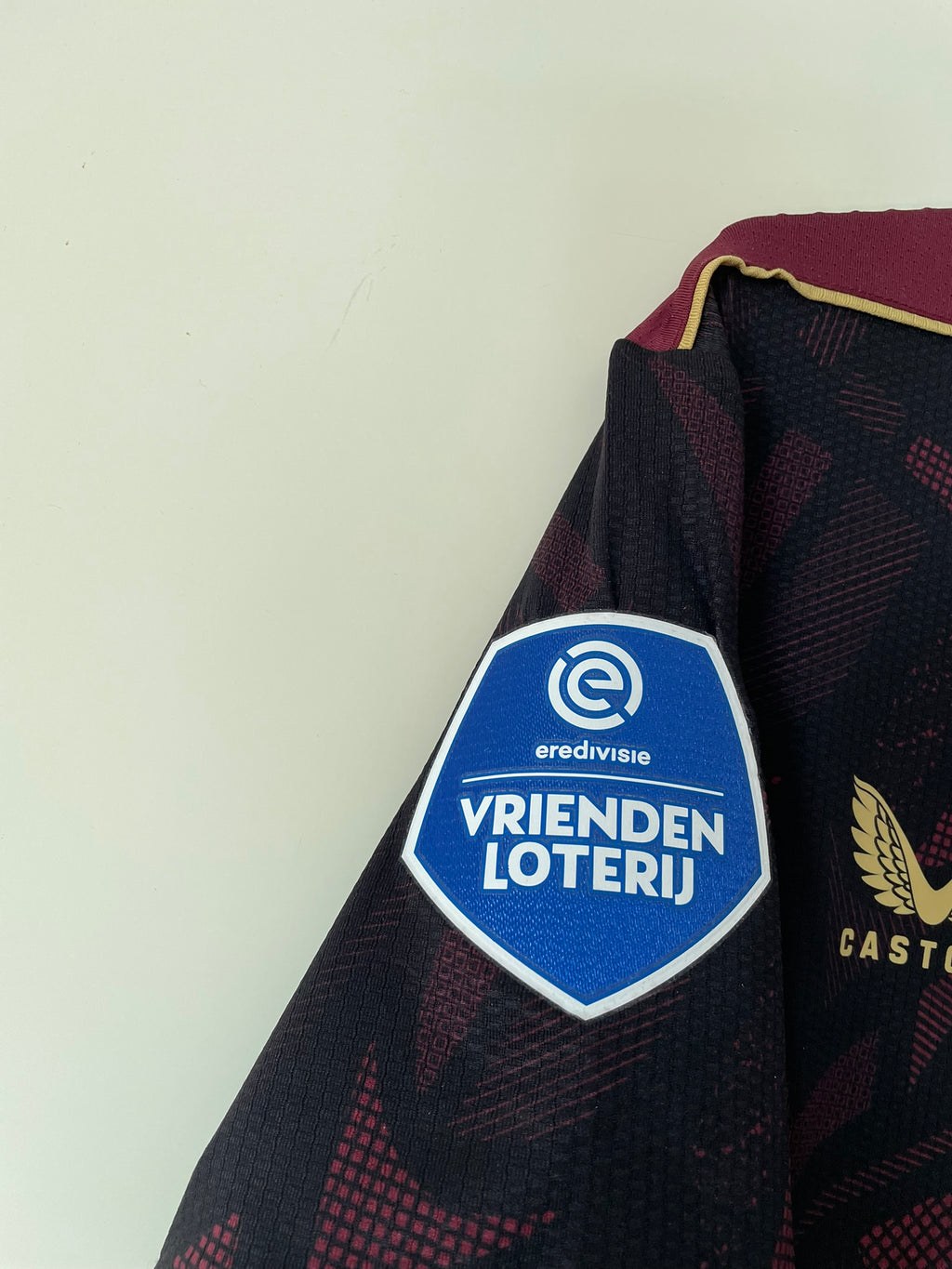 van der Maarel #2 FC Utrecht Castore 23/24 Away Authentic (M)