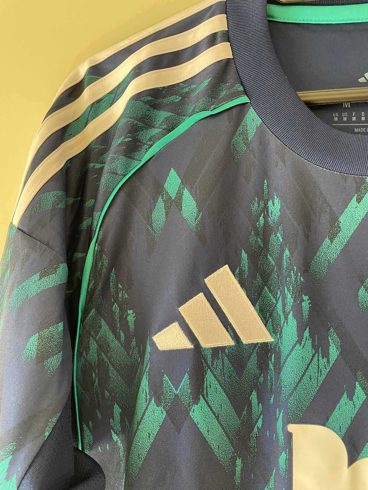 Leicester City Adidas 25/26 Away BNWT (M)