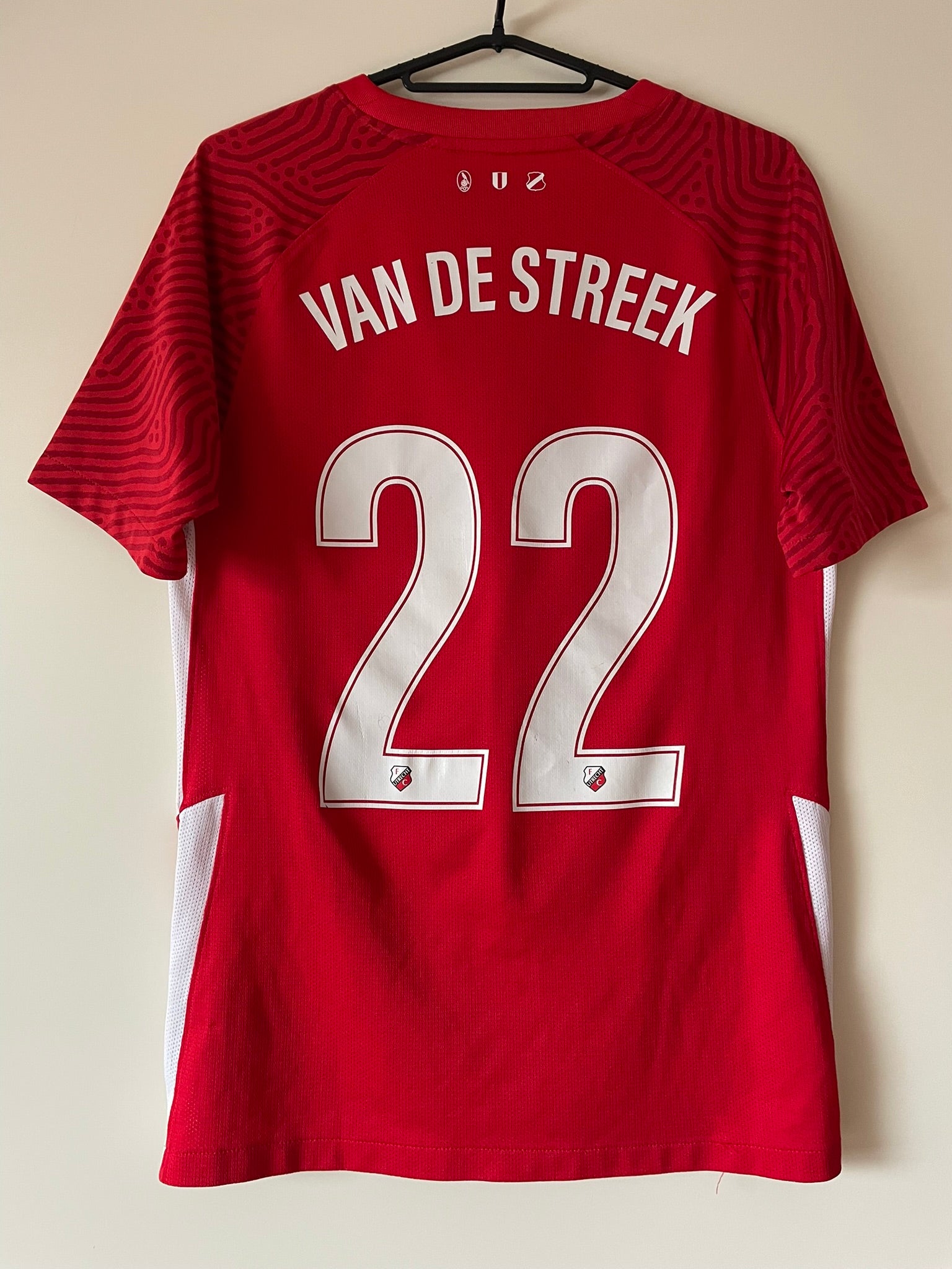 van de Streek #22 FC Utrecht Nike 21/22 Home (S)