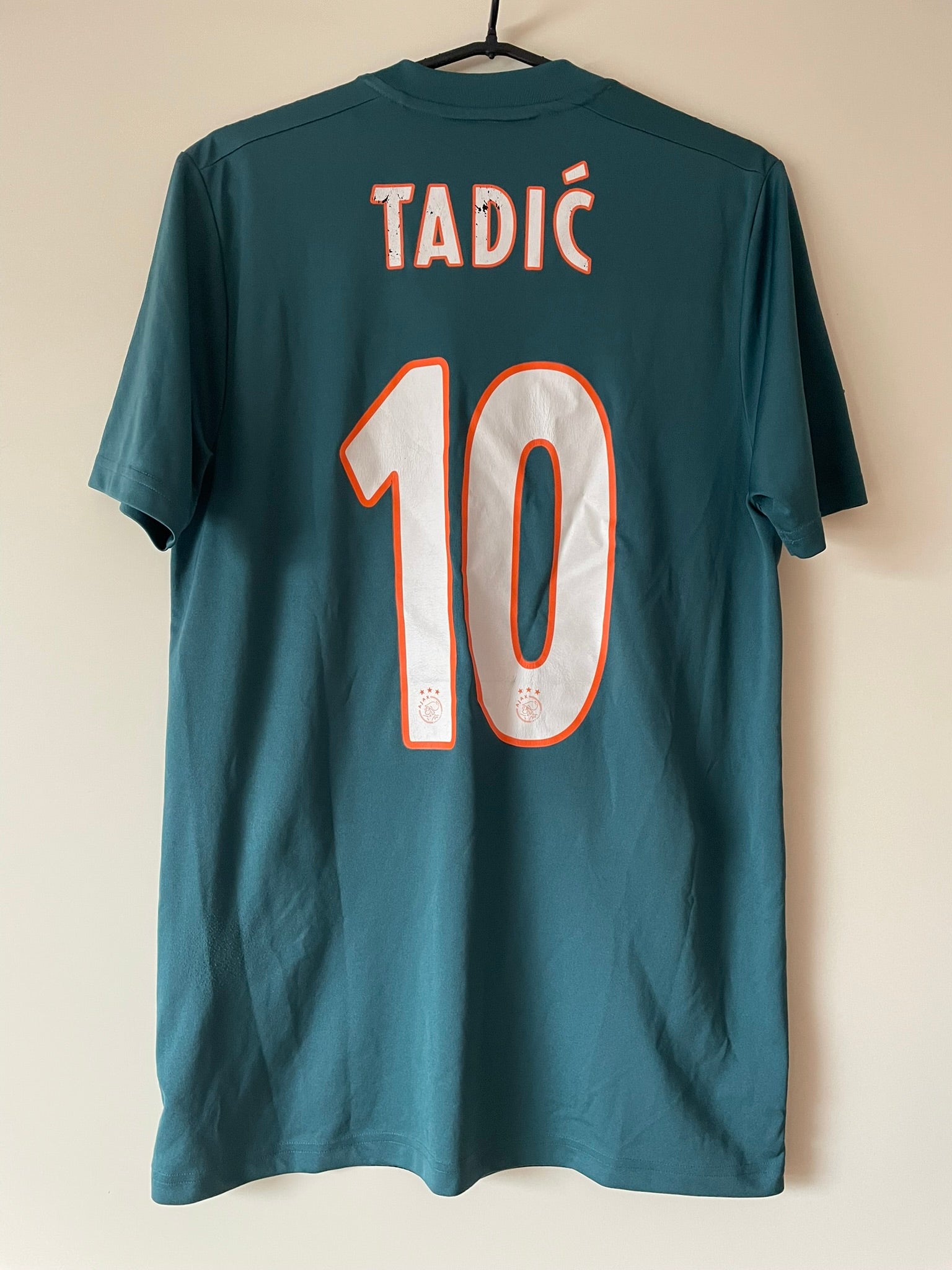 Tadic #10 Ajax Adidas 19/20 Away (S)