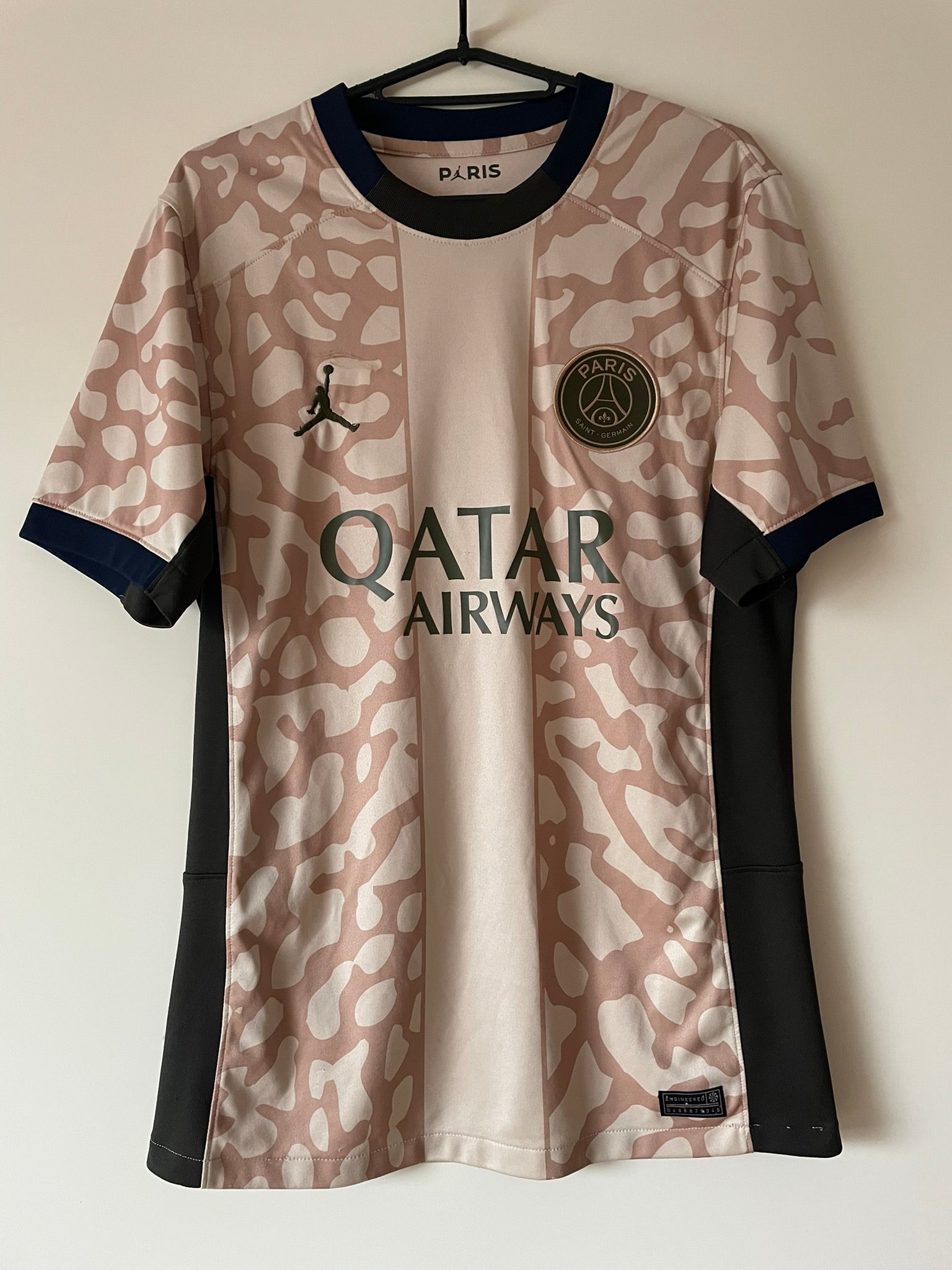 Zaïre-Emery #33 PSG Jordan 23/24 Fourth (S)