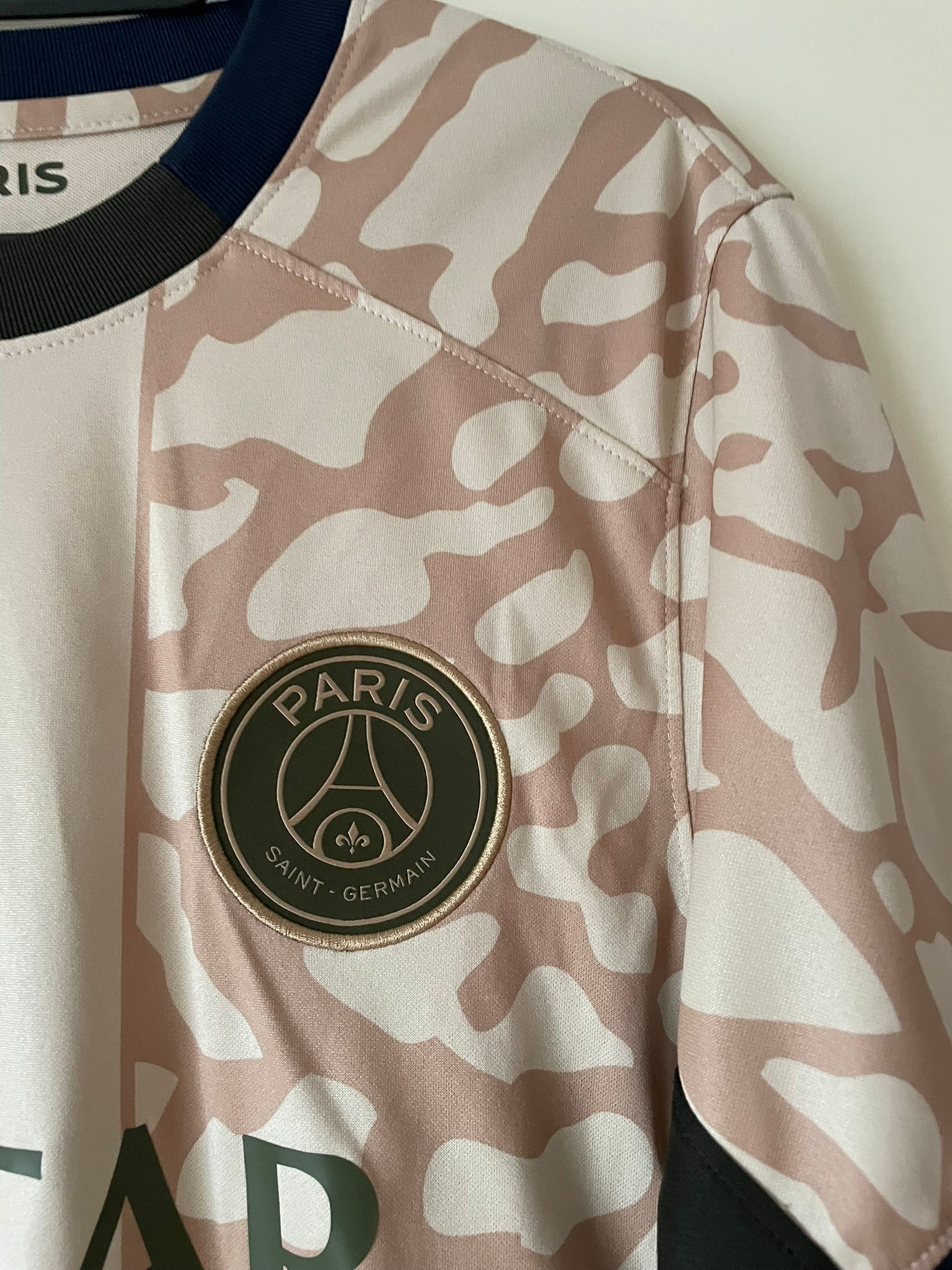 Zaïre-Emery #33 PSG Jordan 23/24 Fourth (S)
