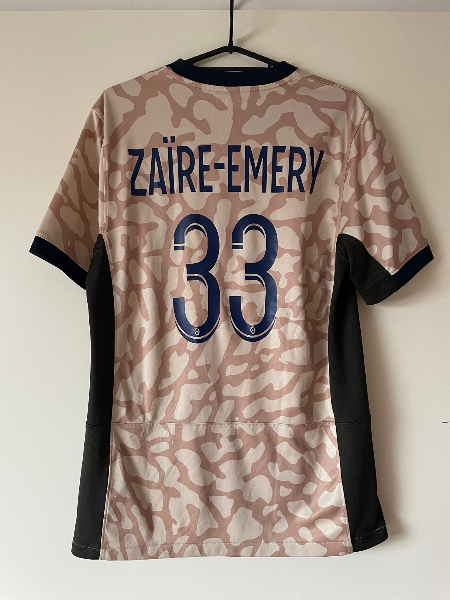 Zaïre-Emery #33 PSG Jordan 23/24 Fourth (S)