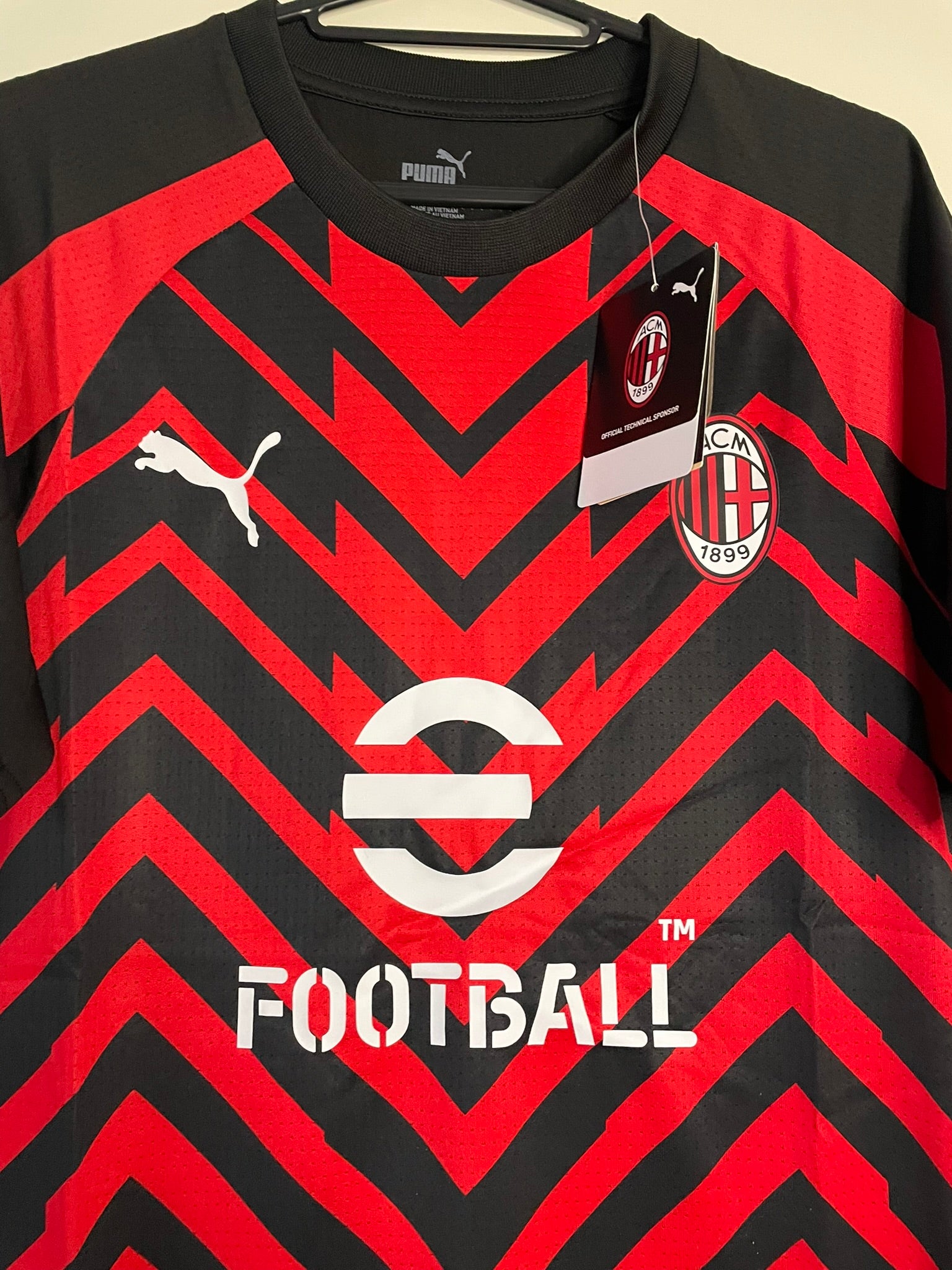 AC Milan Puma 23/24 Pre-Match BNWT (S)