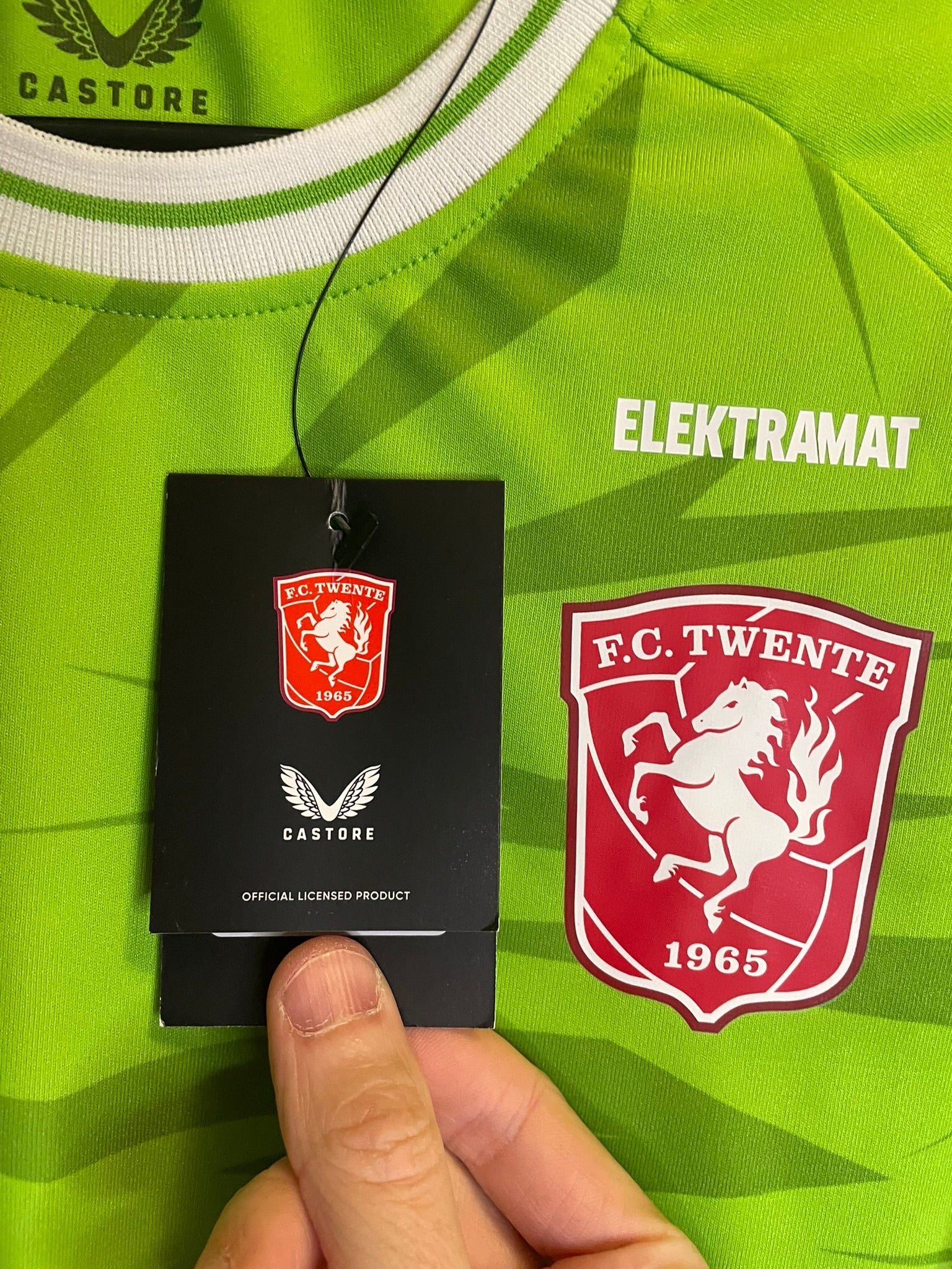 FC Twente Castore 23/24 BNWT (S)