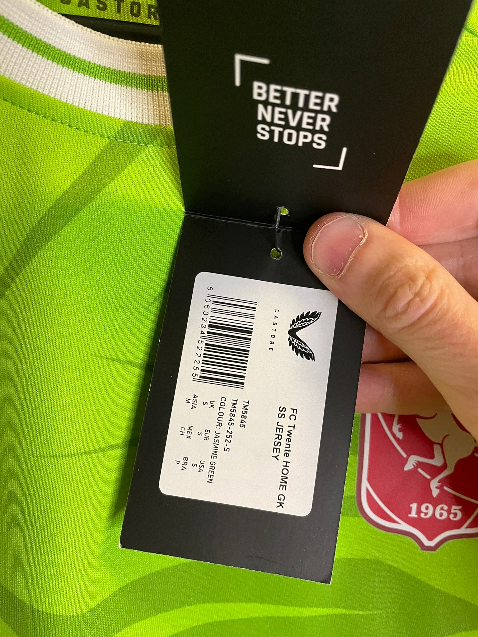 FC Twente Castore 23/24 BNWT (S)