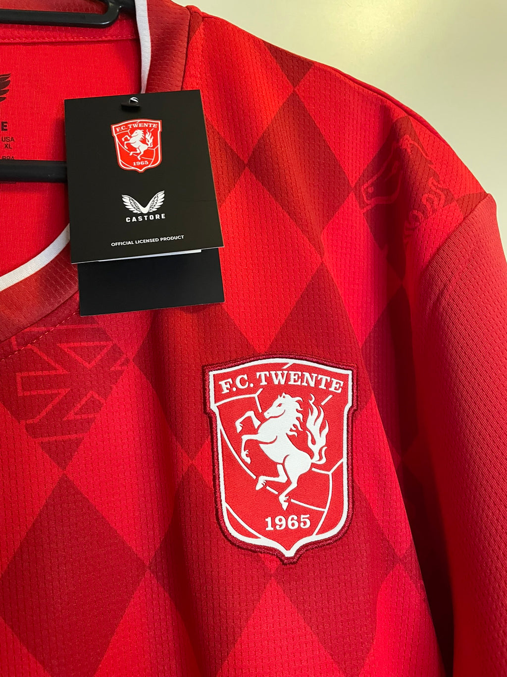 FC Twente Castore 25/26 Home BNWT (XL)